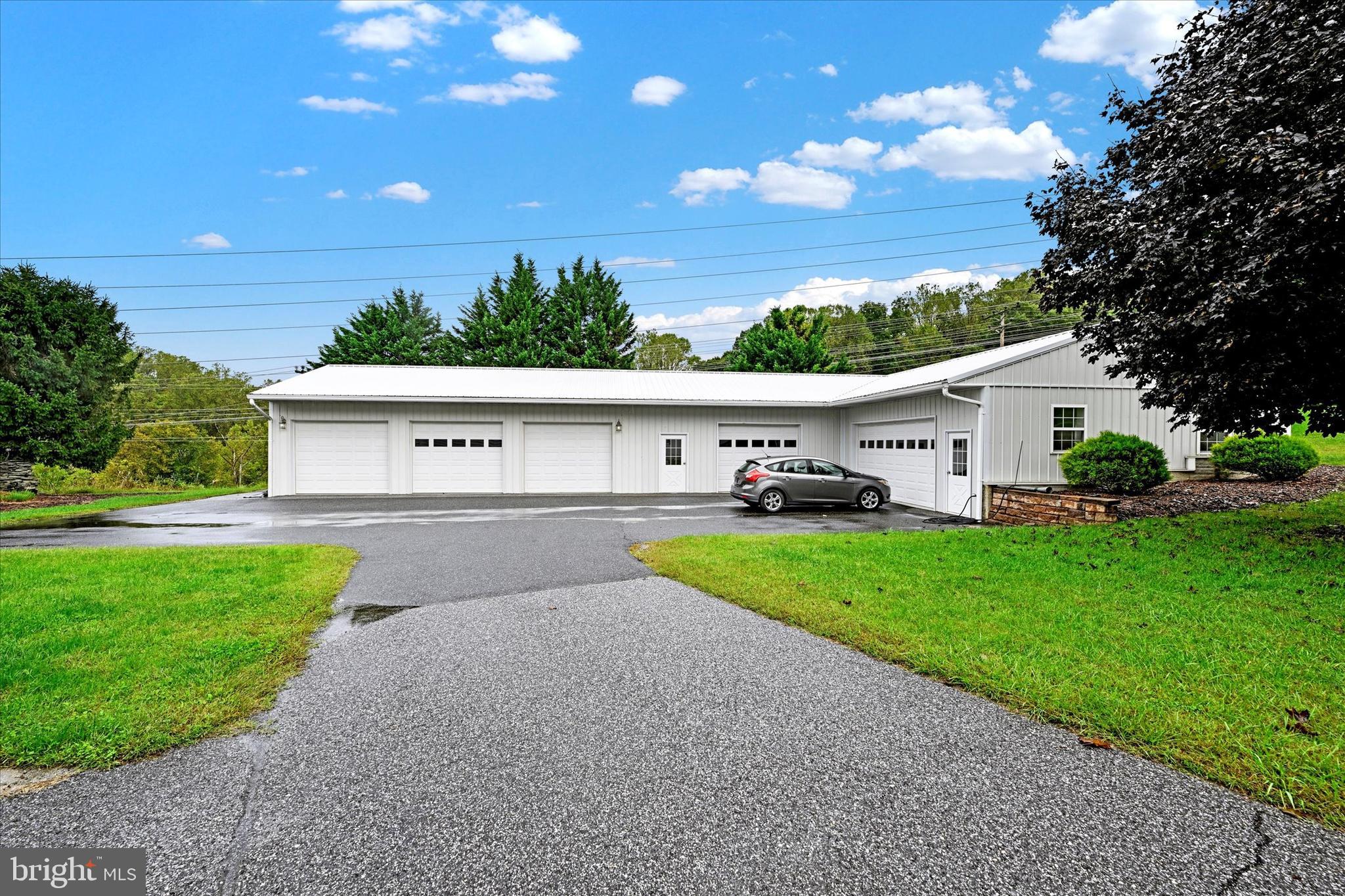 GLEN ARM - Residential