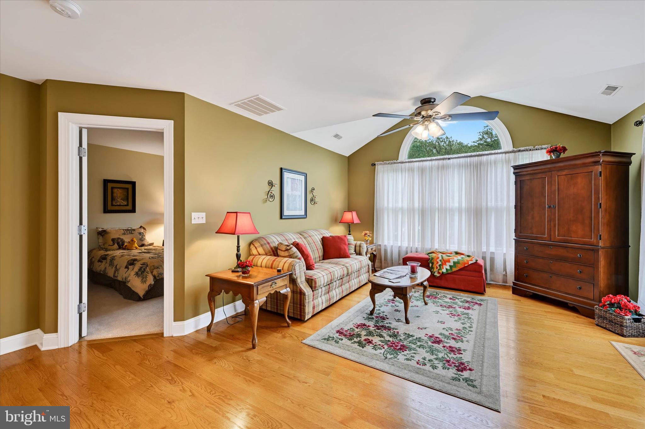 GLEN ARM - Residential