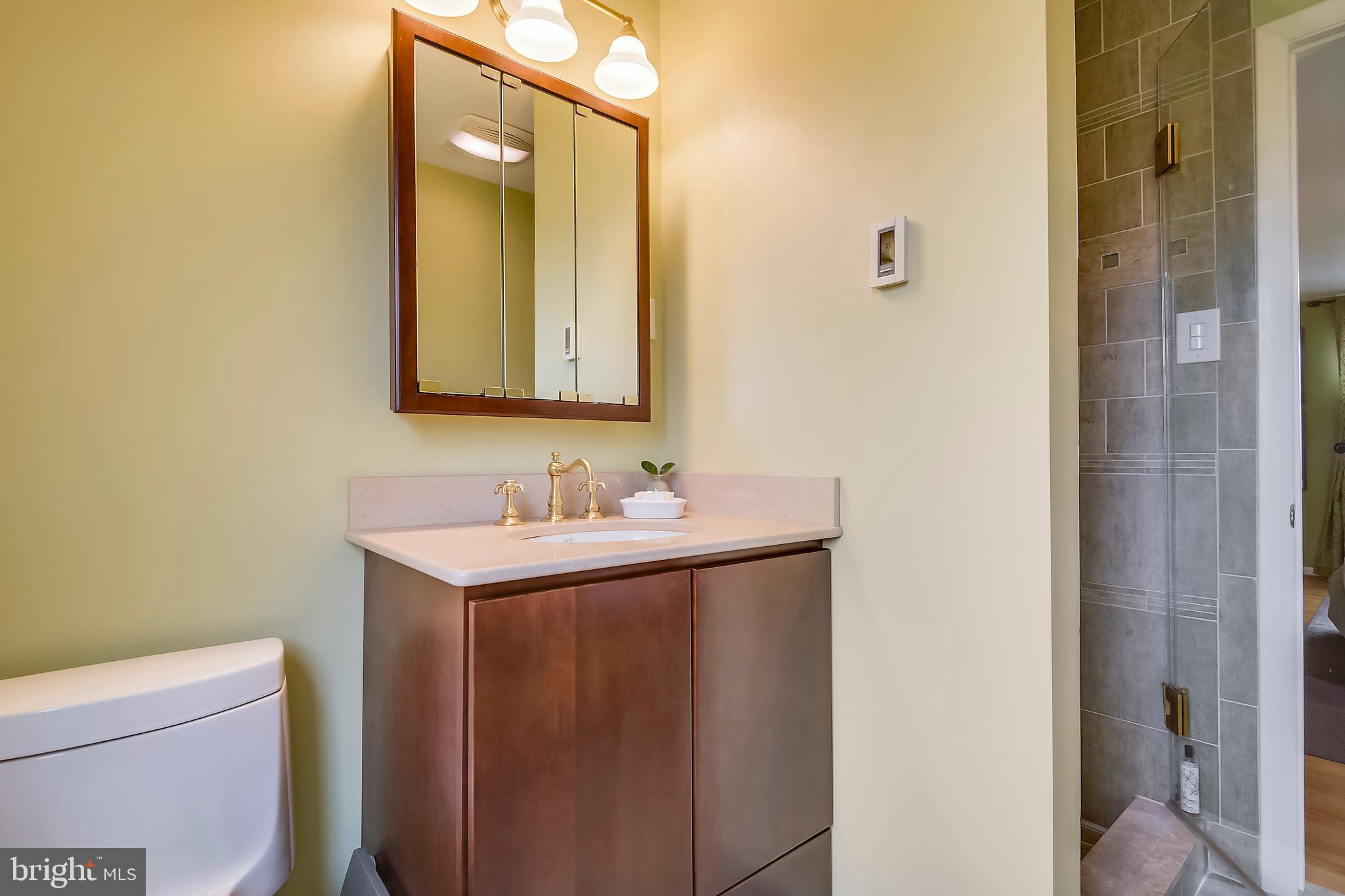 CAMELOT - Residential