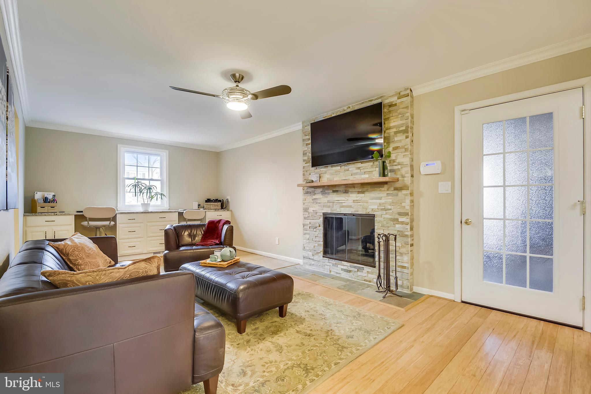 CAMELOT - Residential