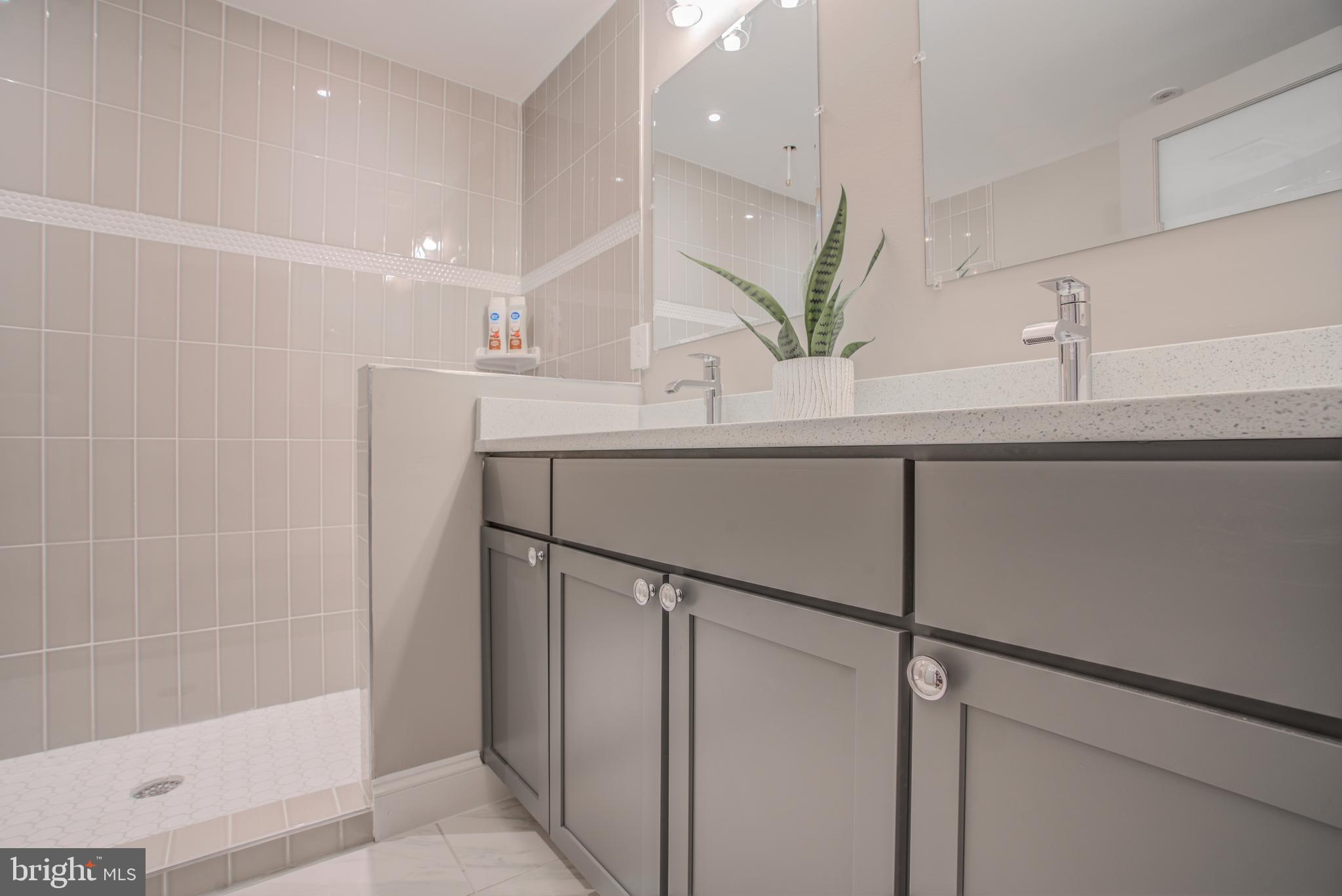 UPPER FELLS POINT - Residential