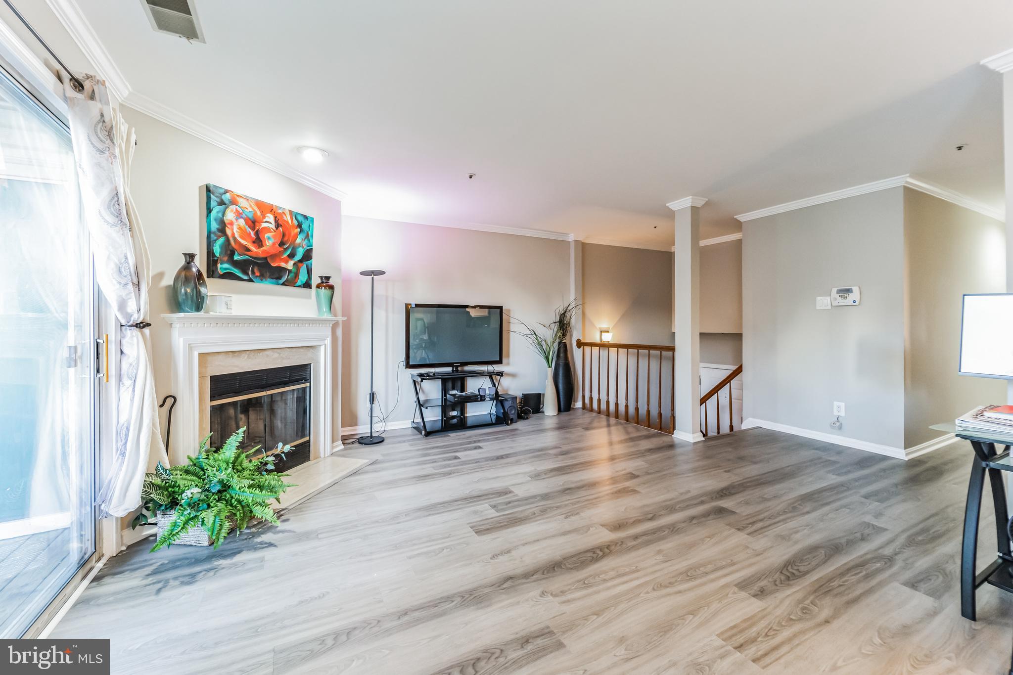 BRIDGEPORT CONDO PHASE 3 - Residential