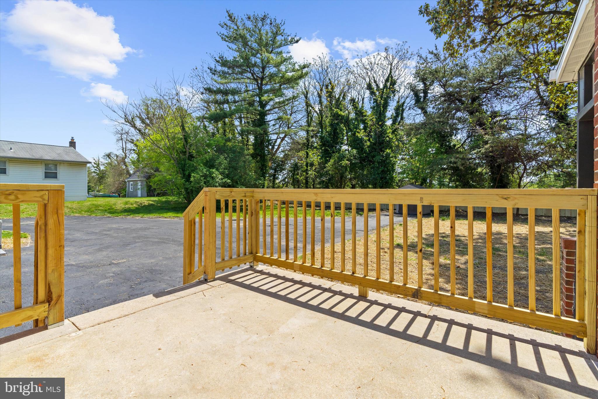 ROLAND TERRACE - Residential