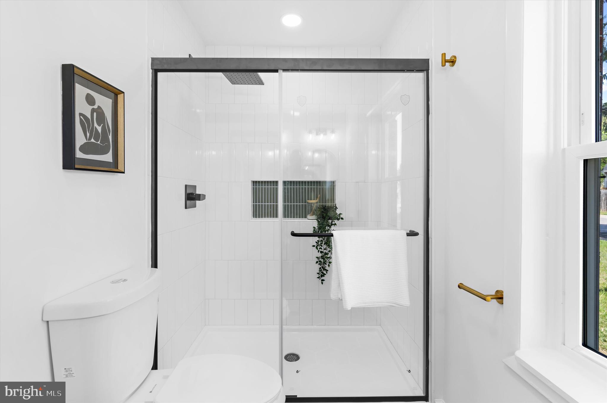 ROLAND TERRACE - Residential