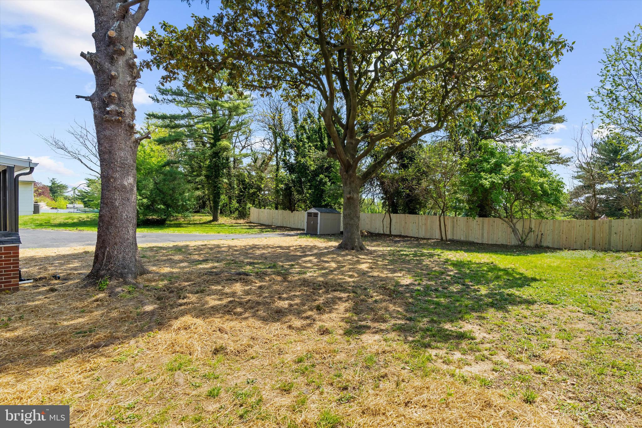 ROLAND TERRACE - Residential