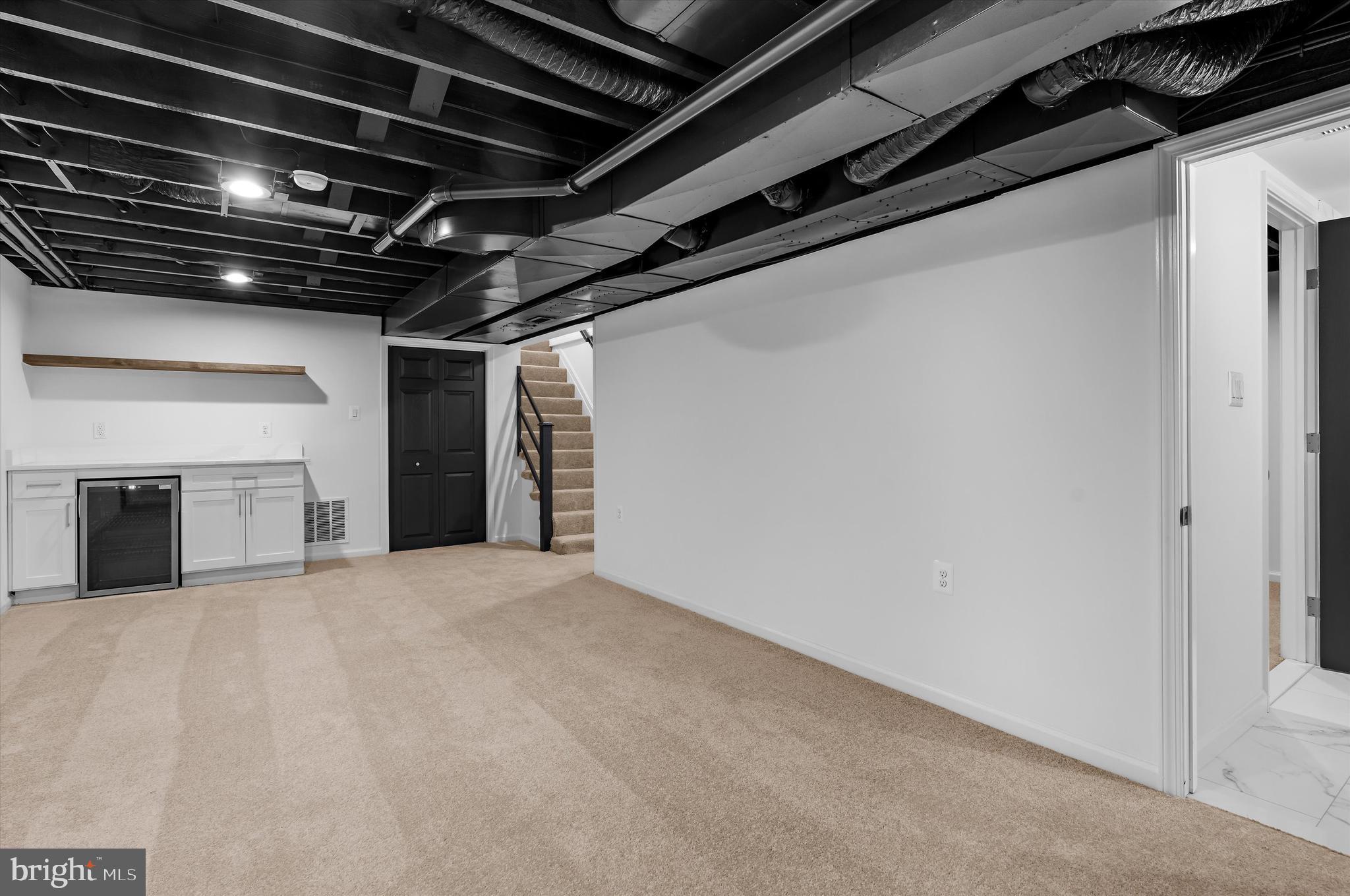 ROLAND TERRACE - Residential