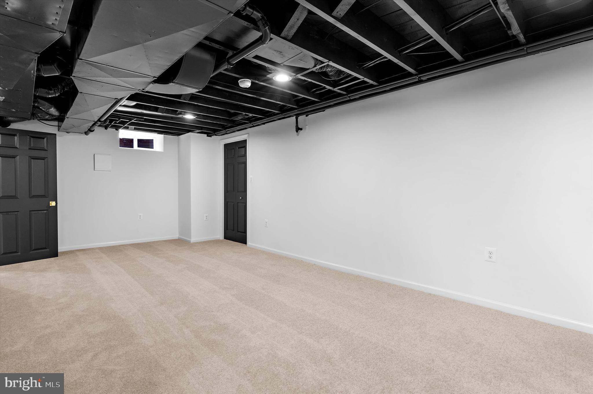 ROLAND TERRACE - Residential