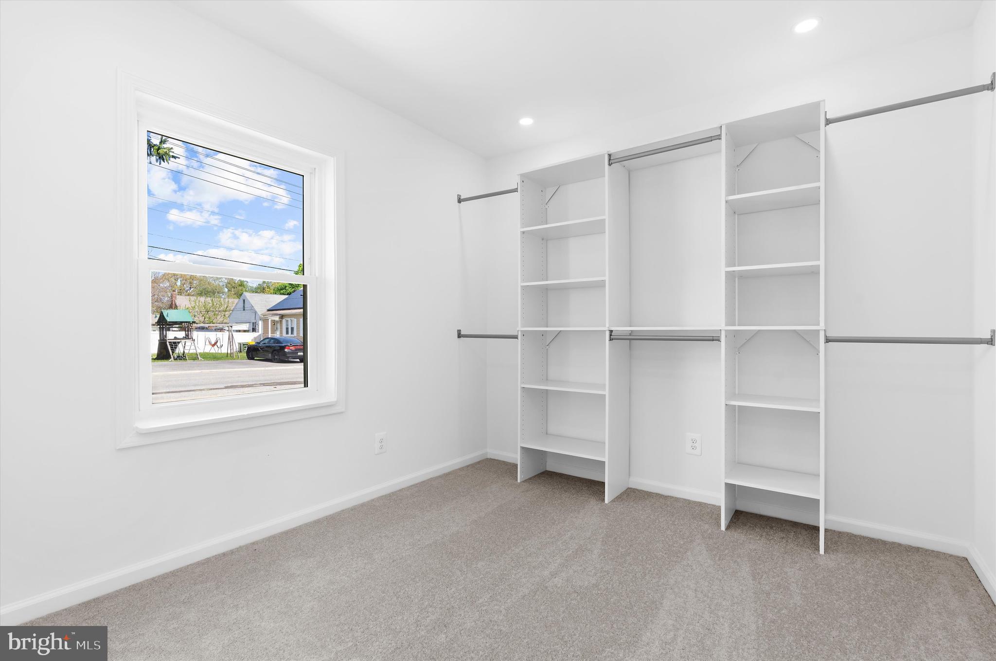 ROLAND TERRACE - Residential