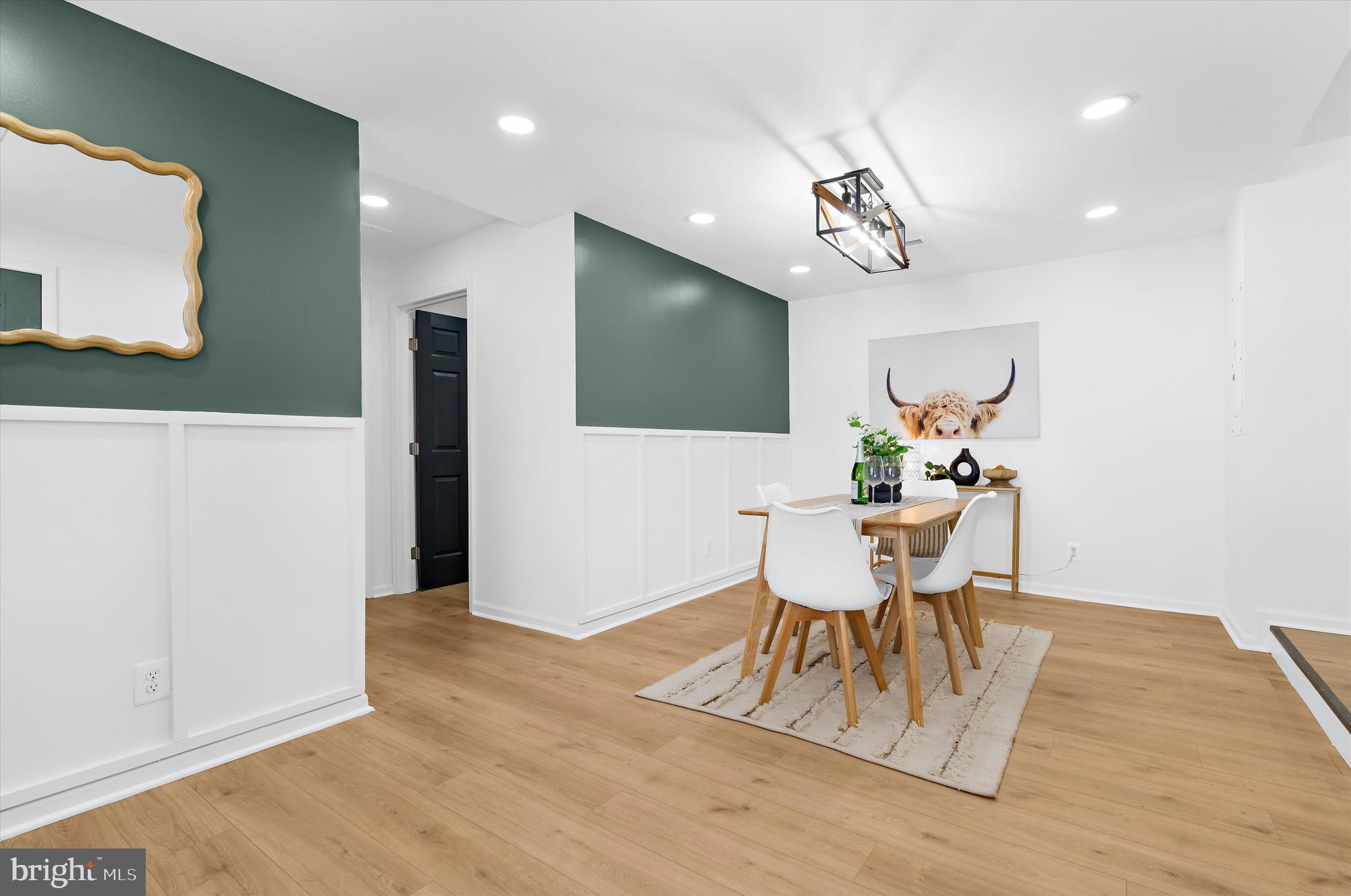 ROLAND TERRACE - Residential