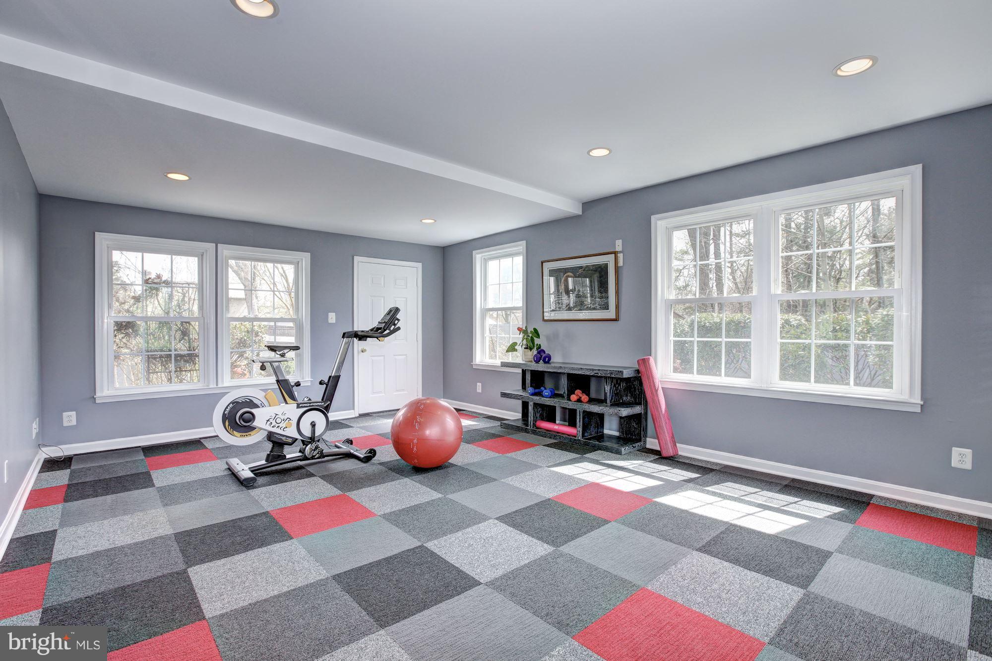 GUM SPRINGS FARM - Residential