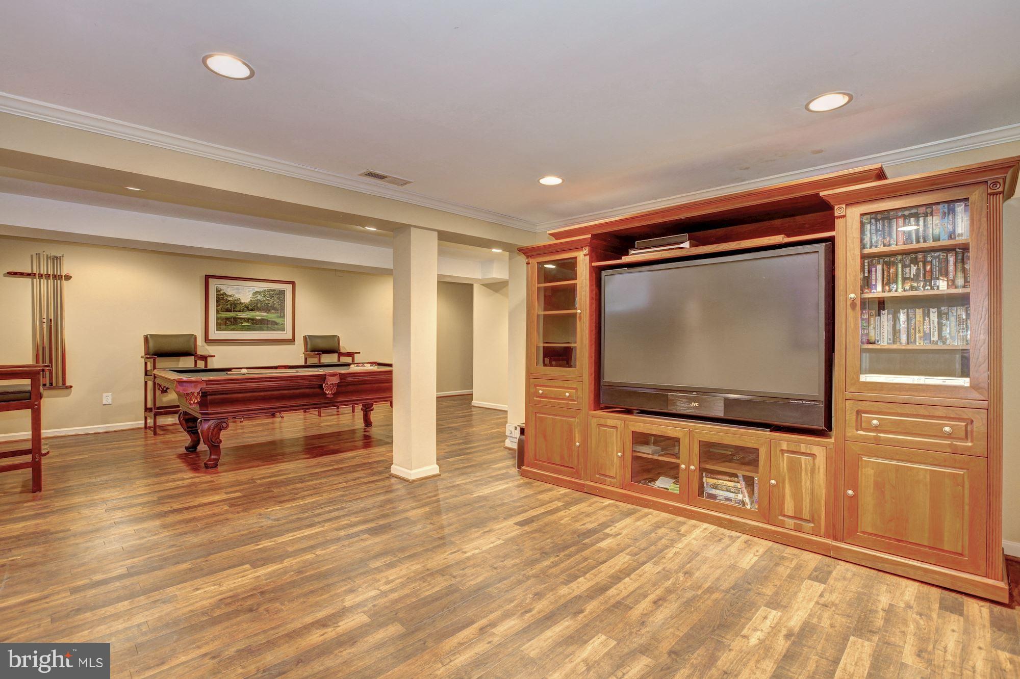 GUM SPRINGS FARM - Residential