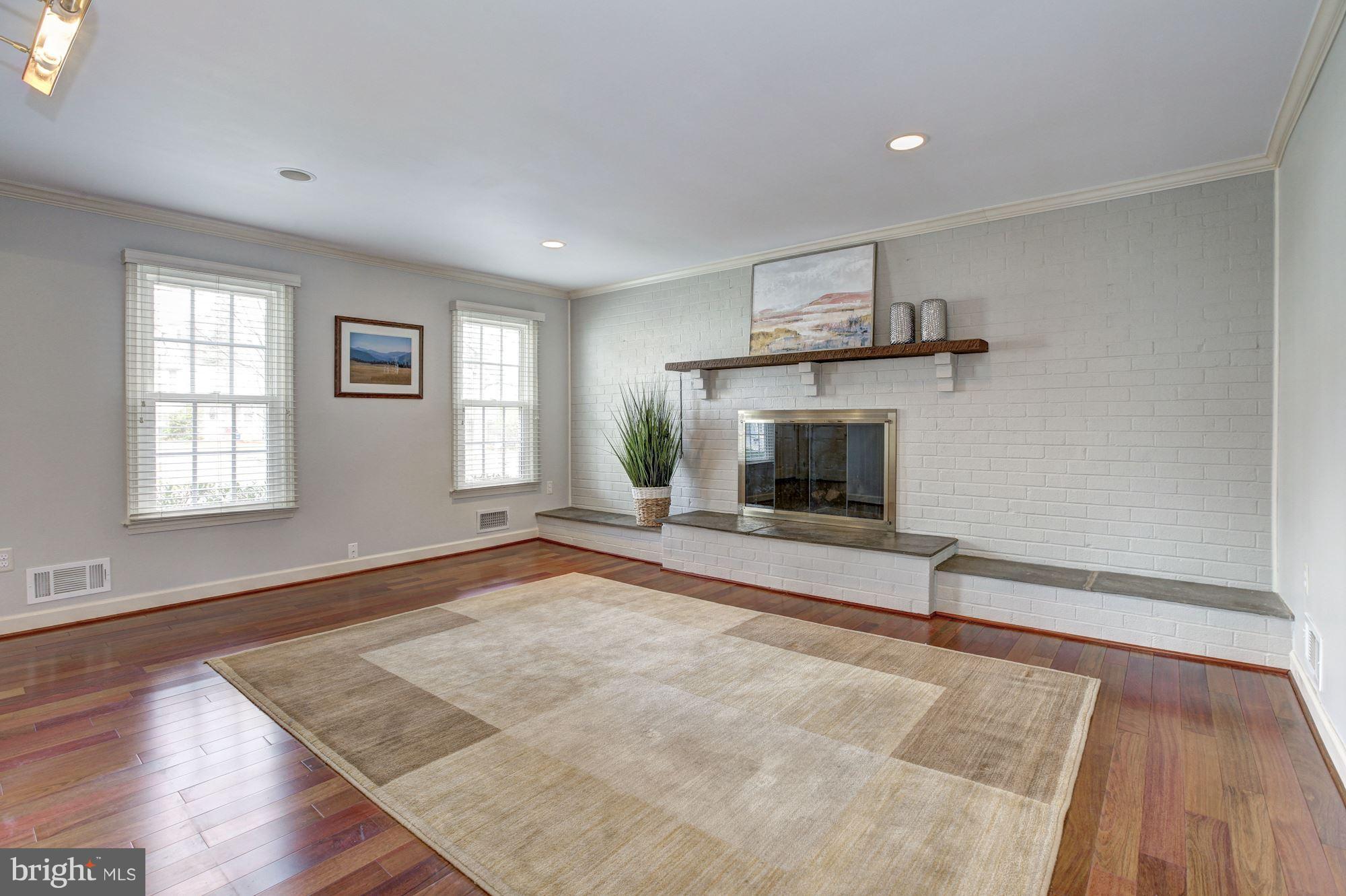 GUM SPRINGS FARM - Residential