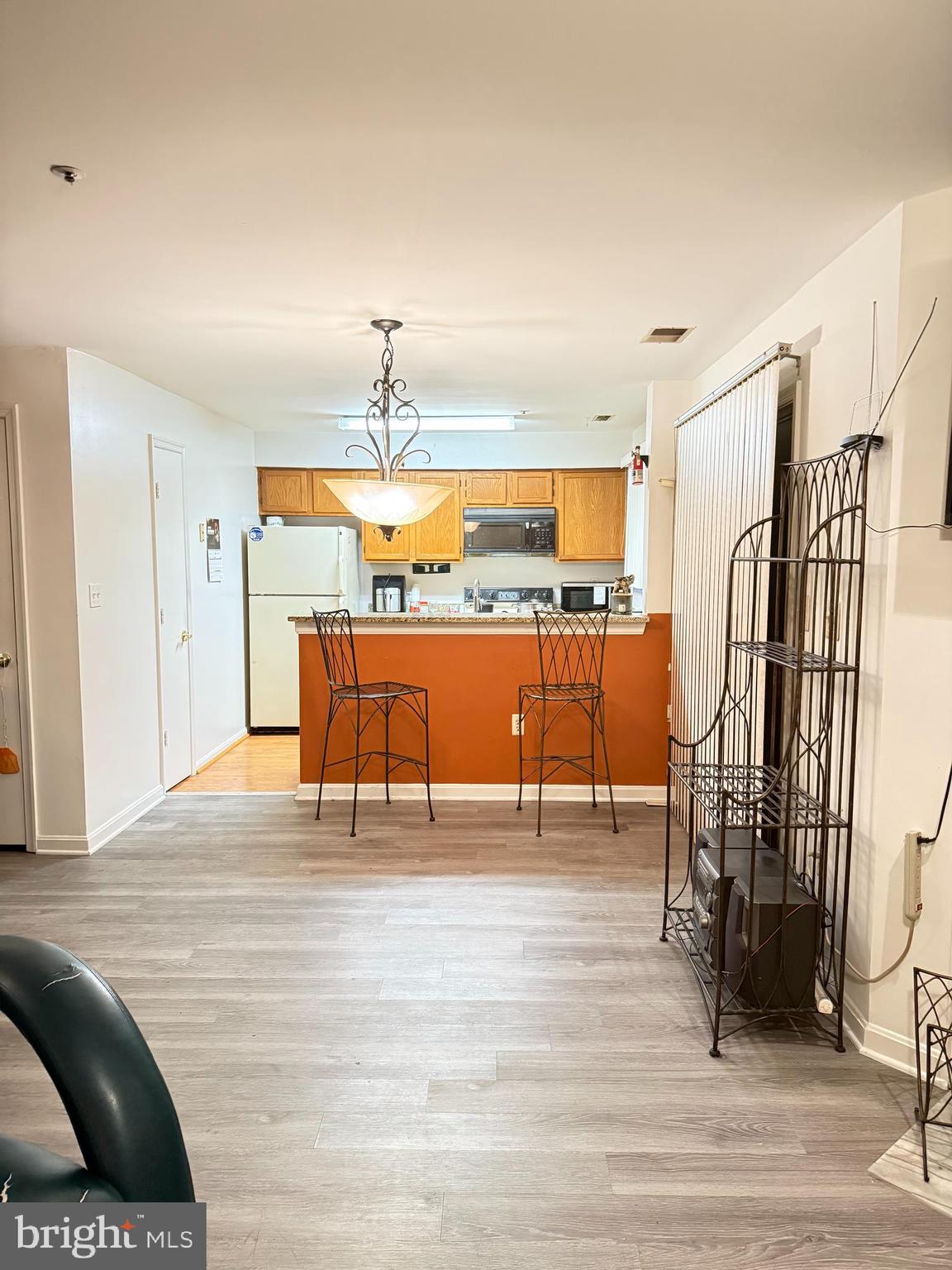 BRIDGEPORT - Residential