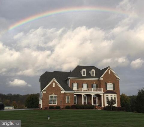 35550 W GREYFRIAR DRIVE ROUND HILL VA 20141