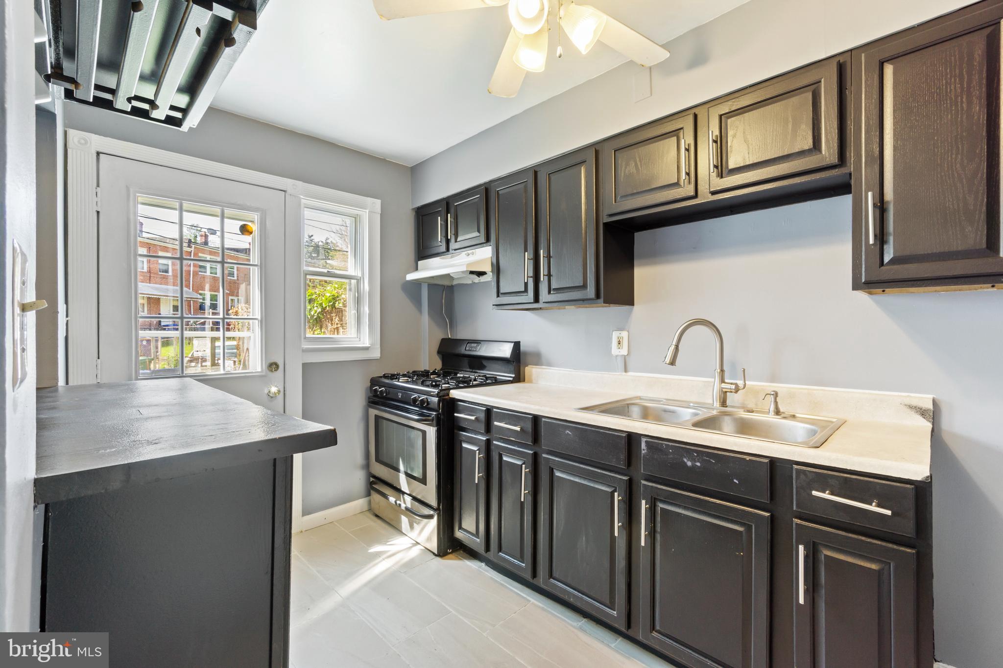 BEECHFIELD - Residential Lease