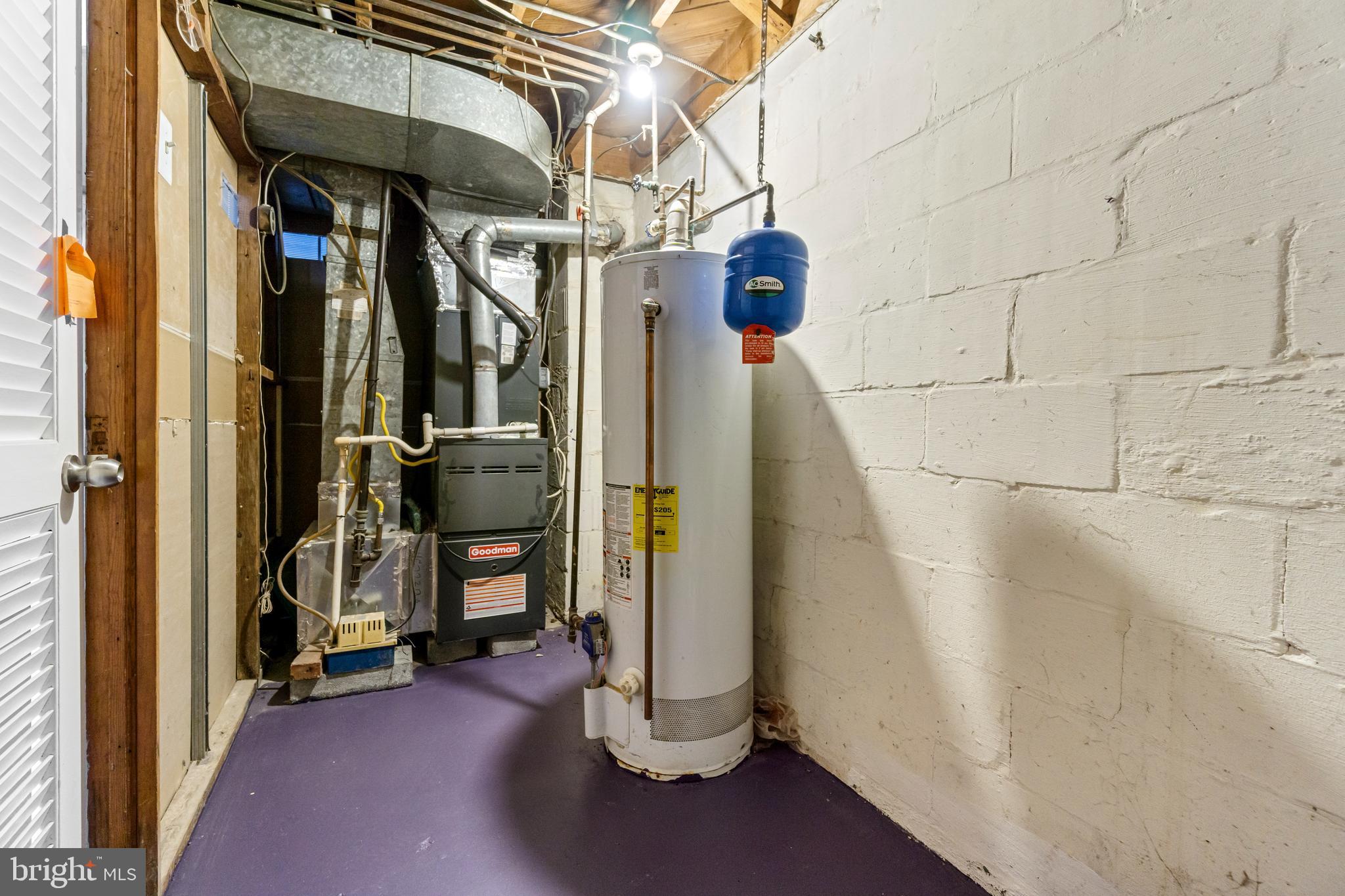 BEECHFIELD - Residential Lease