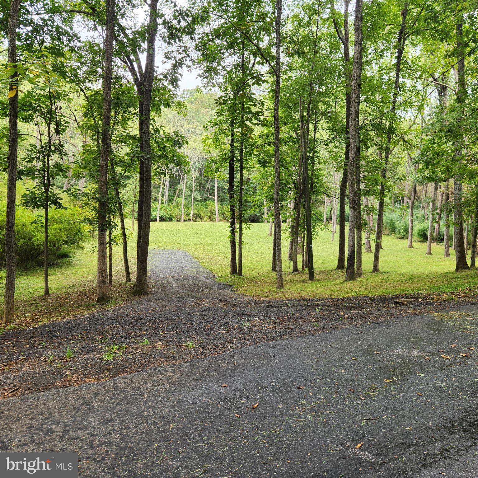 3237 GREEN ROAD