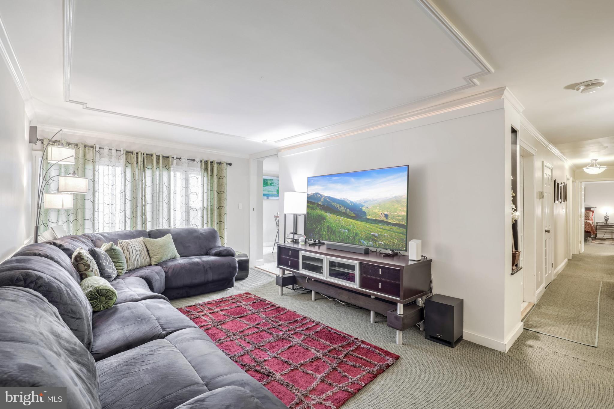 CHERRY GLEN CONDOS - Residential