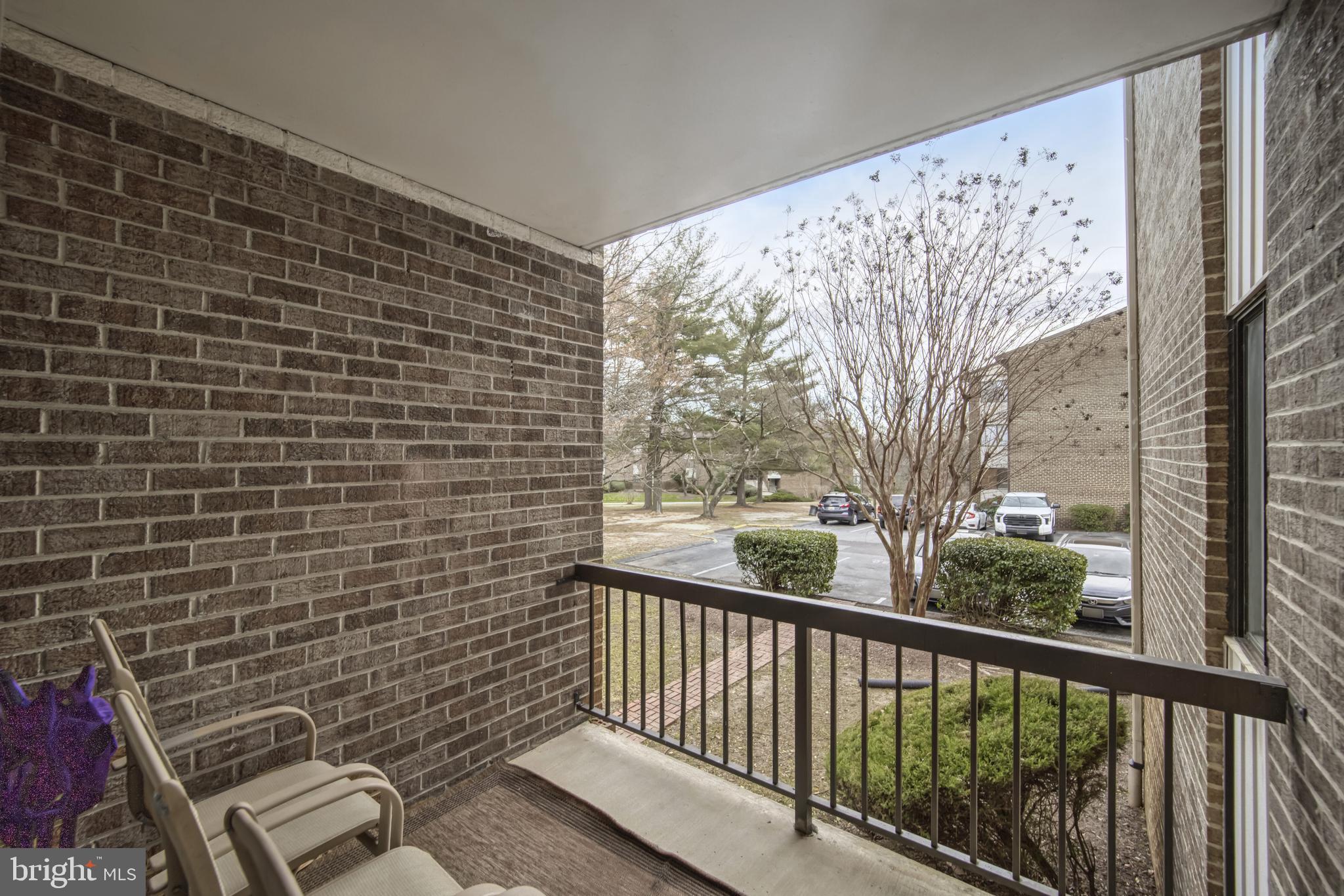 CHERRY GLEN CONDOS - Residential