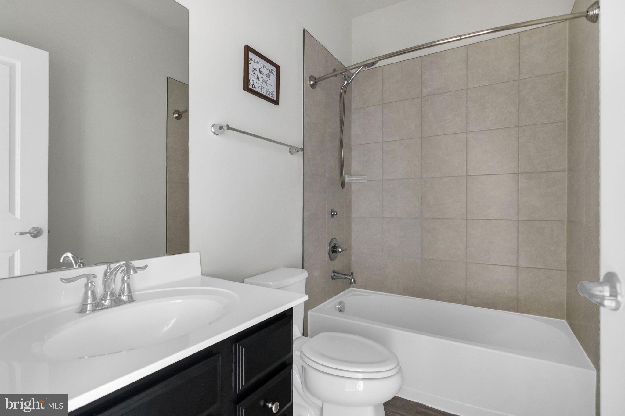 FREDERICKSBURG CITY - Residential Lease