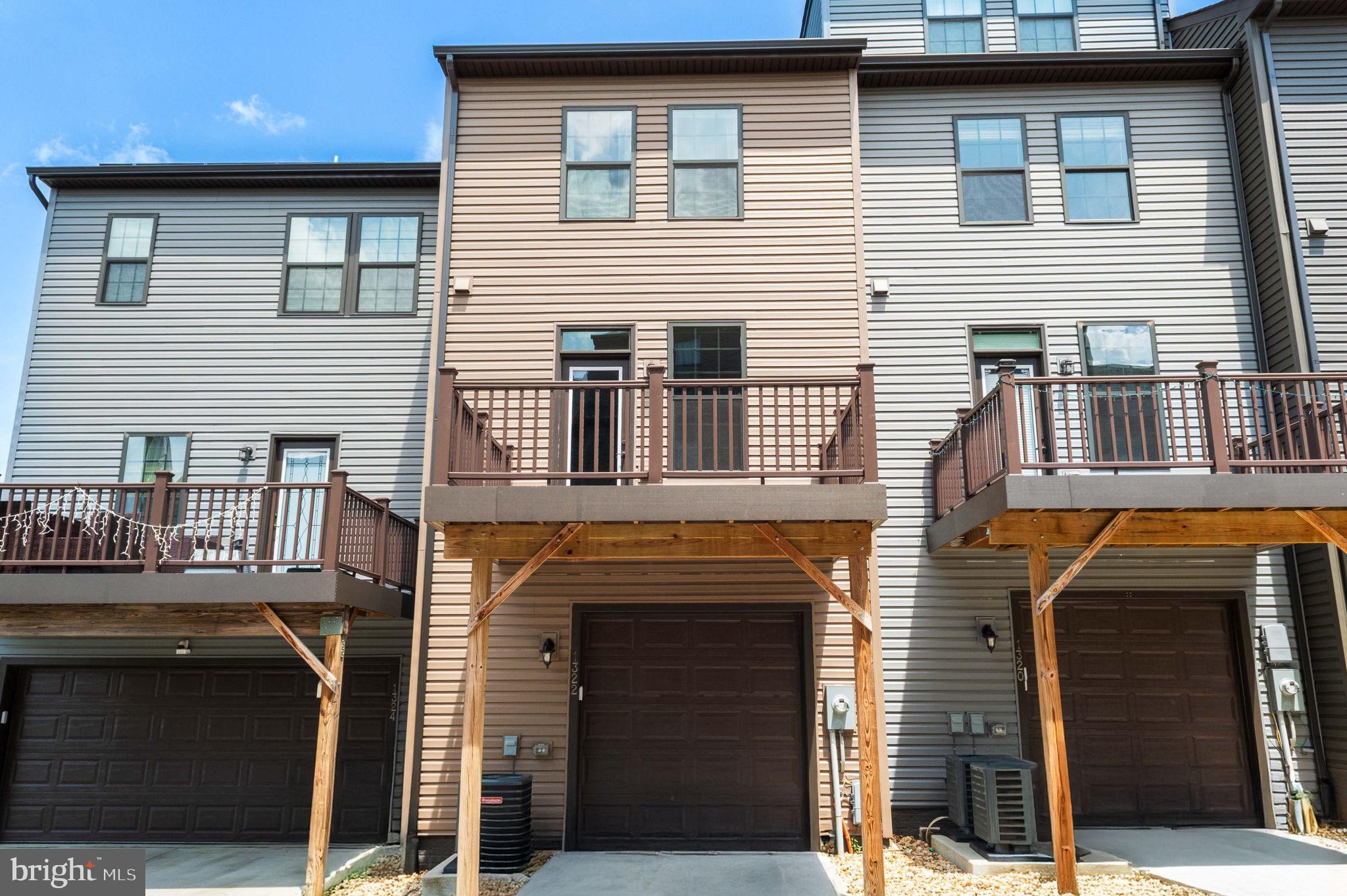 FREDERICKSBURG CITY - Residential Lease