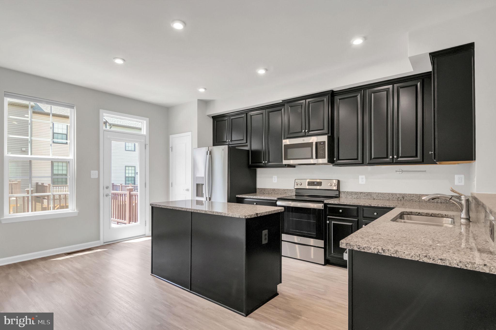 FREDERICKSBURG CITY - Residential Lease