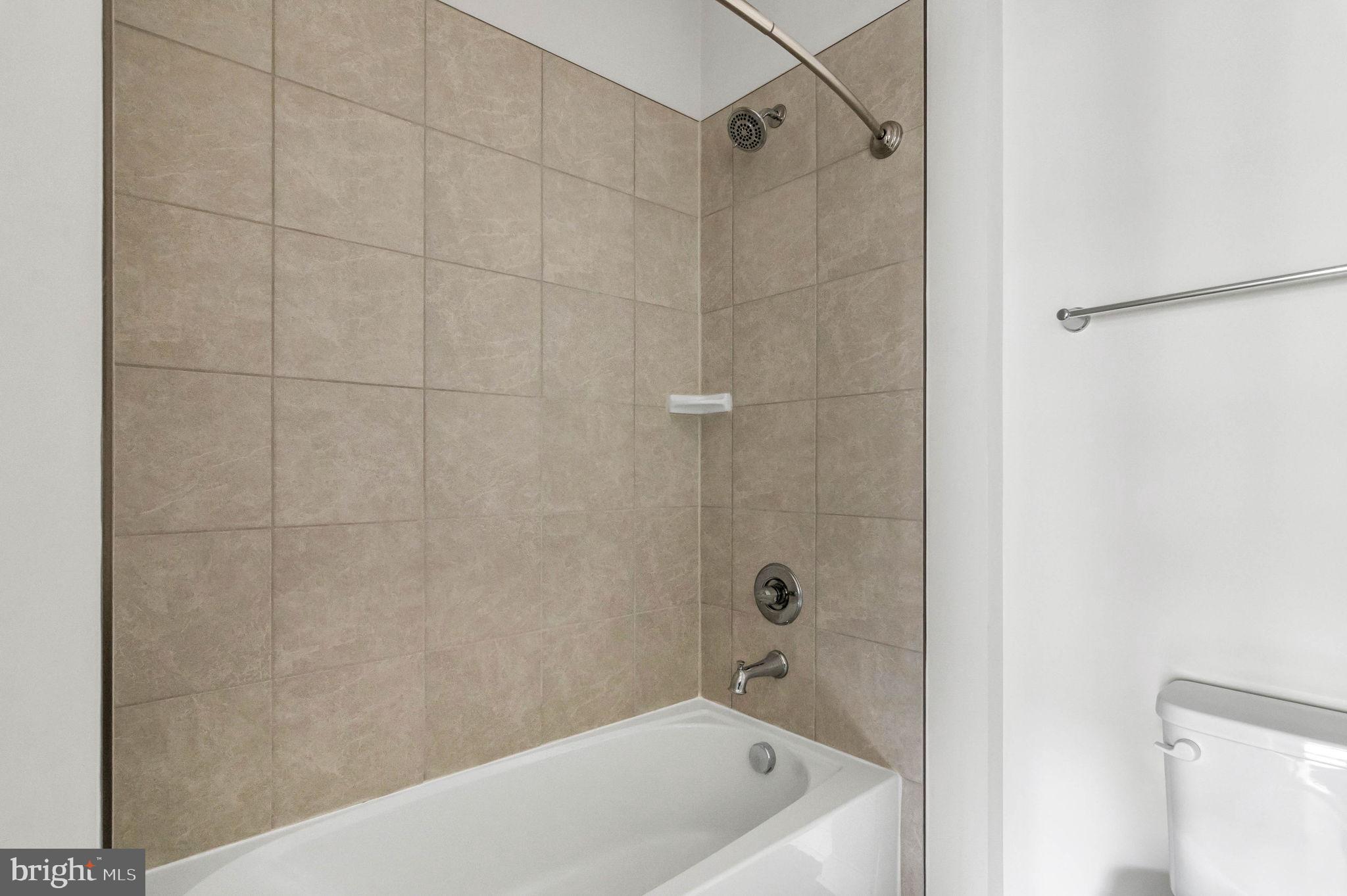 FREDERICKSBURG CITY - Residential Lease