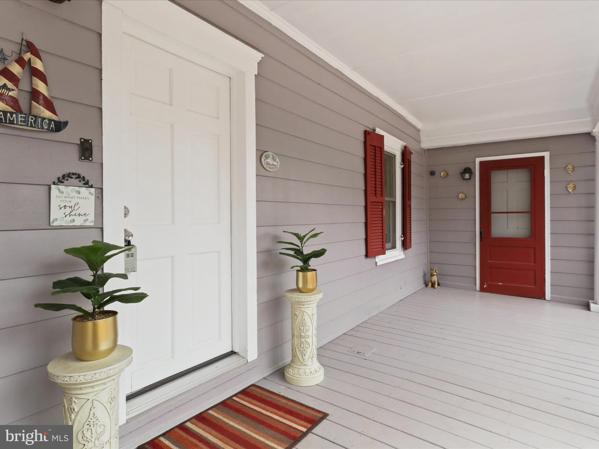 LEESBURG - Residential