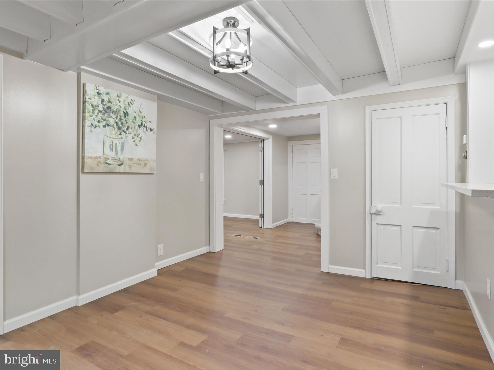 LEESBURG - Residential