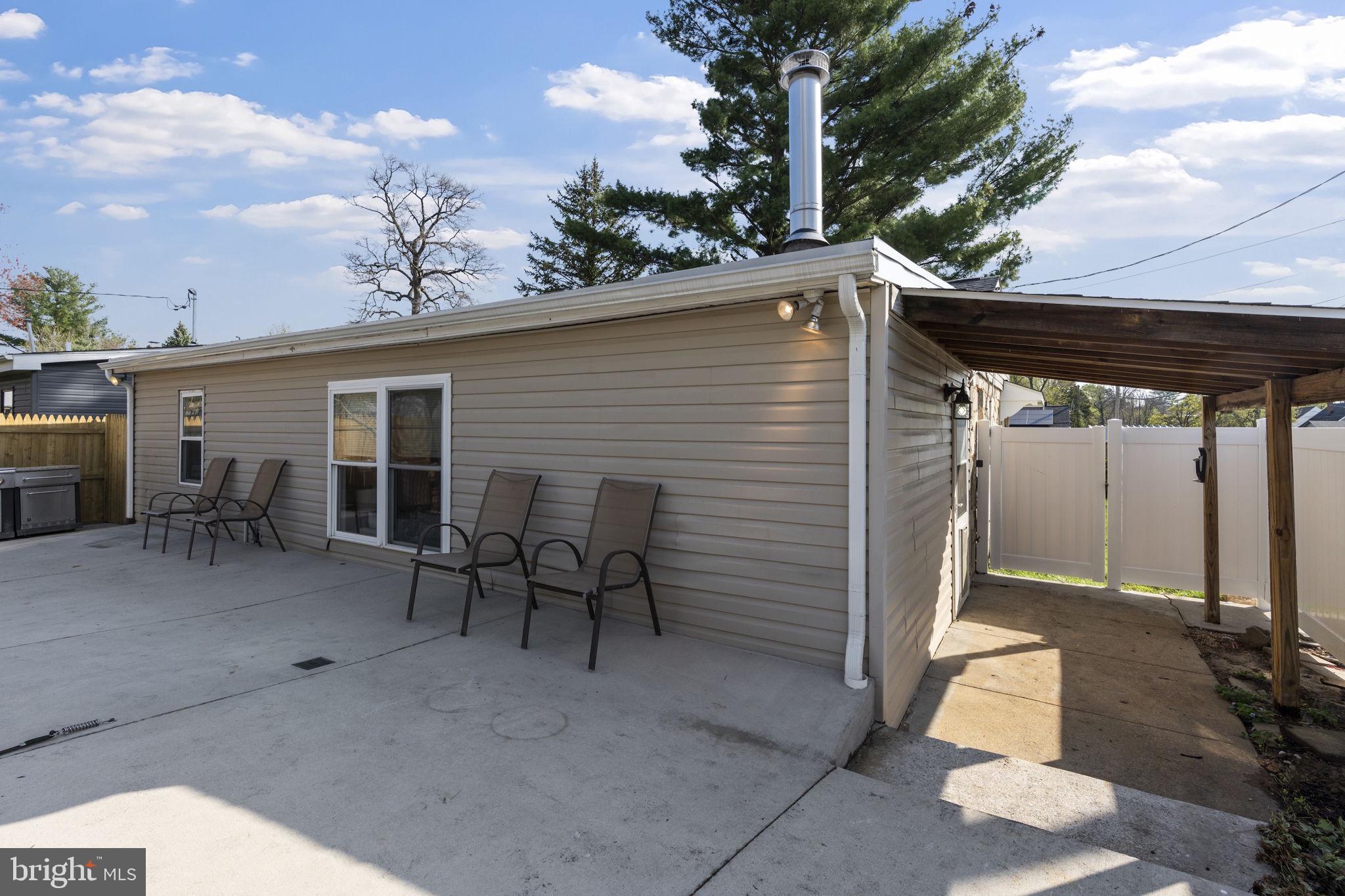 WILLIAMSBURG - Residential