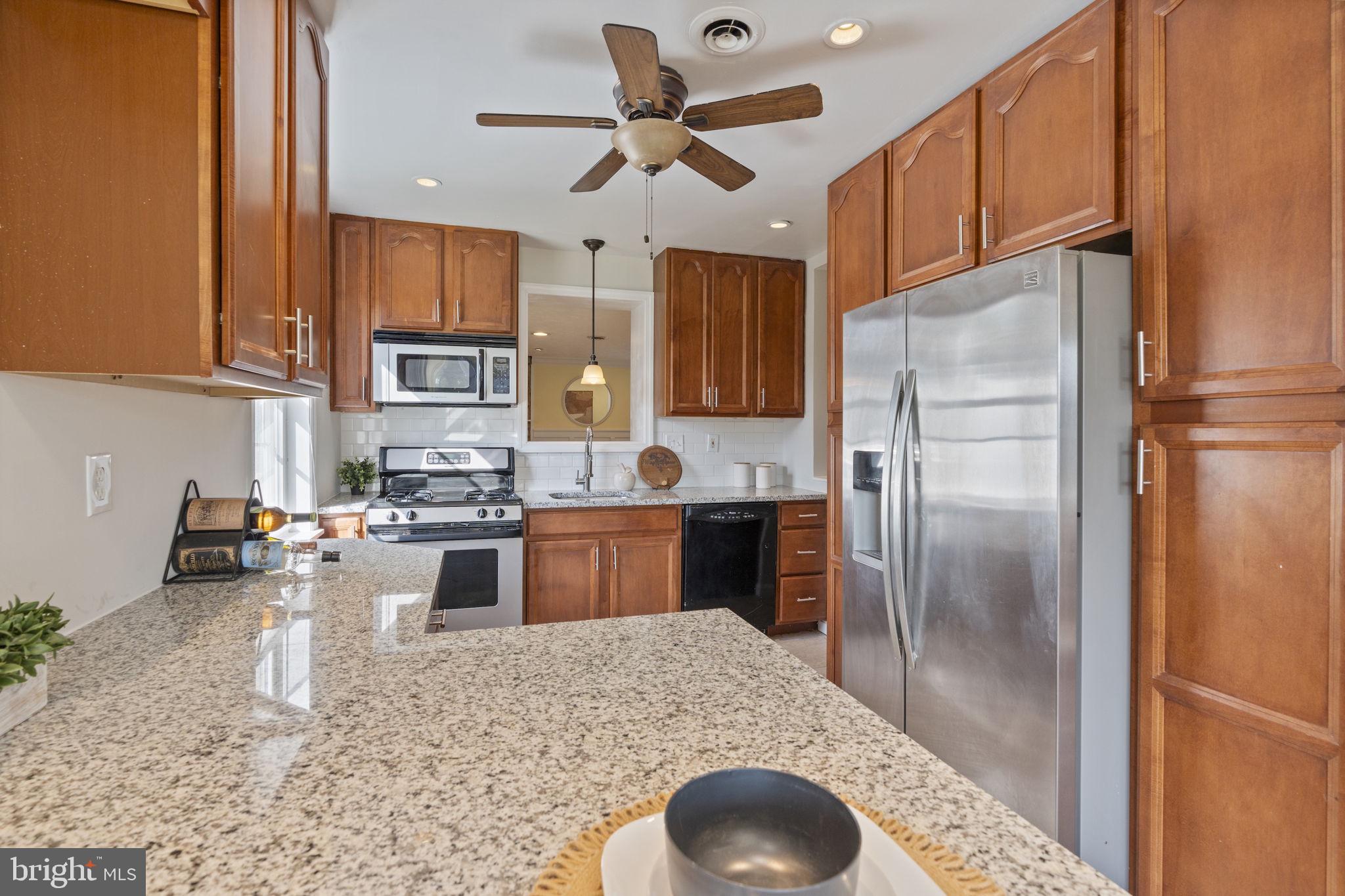 WILLIAMSBURG - Residential