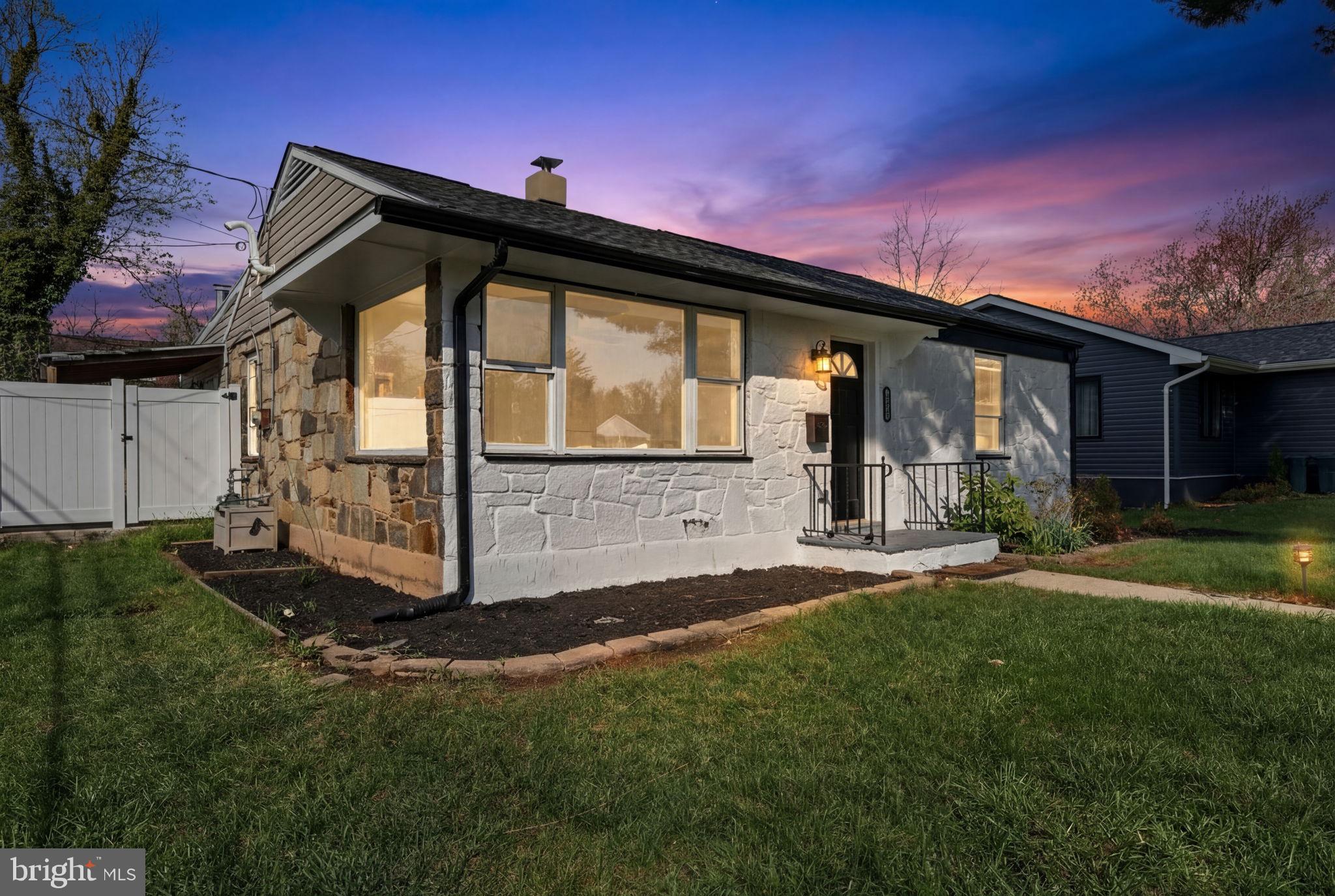 WILLIAMSBURG - Residential