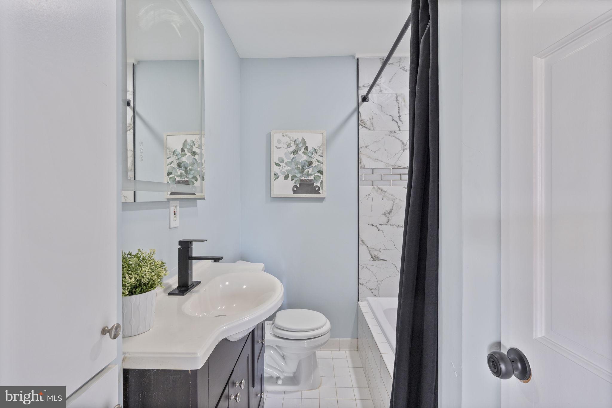 WILLIAMSBURG - Residential