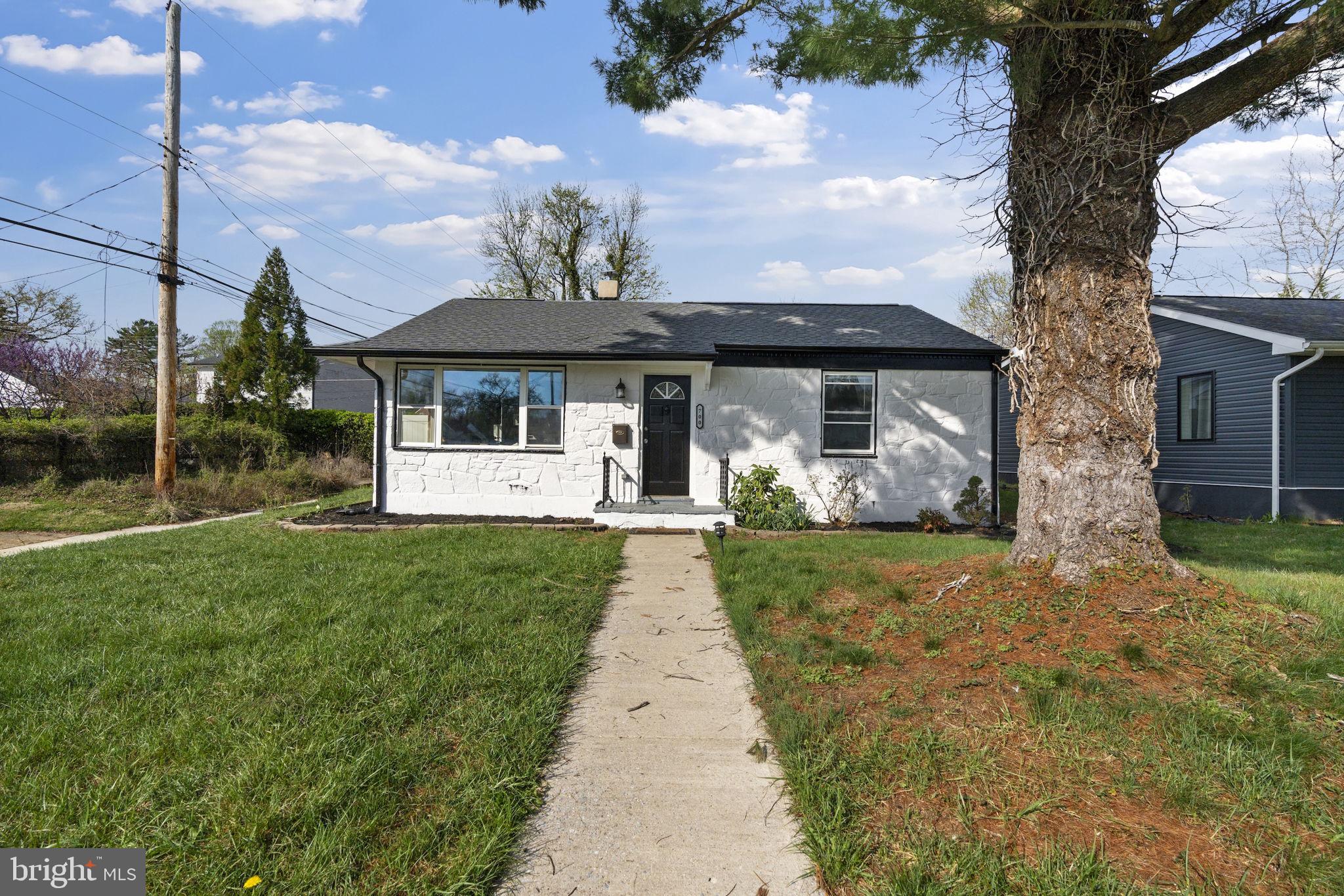 WILLIAMSBURG - Residential