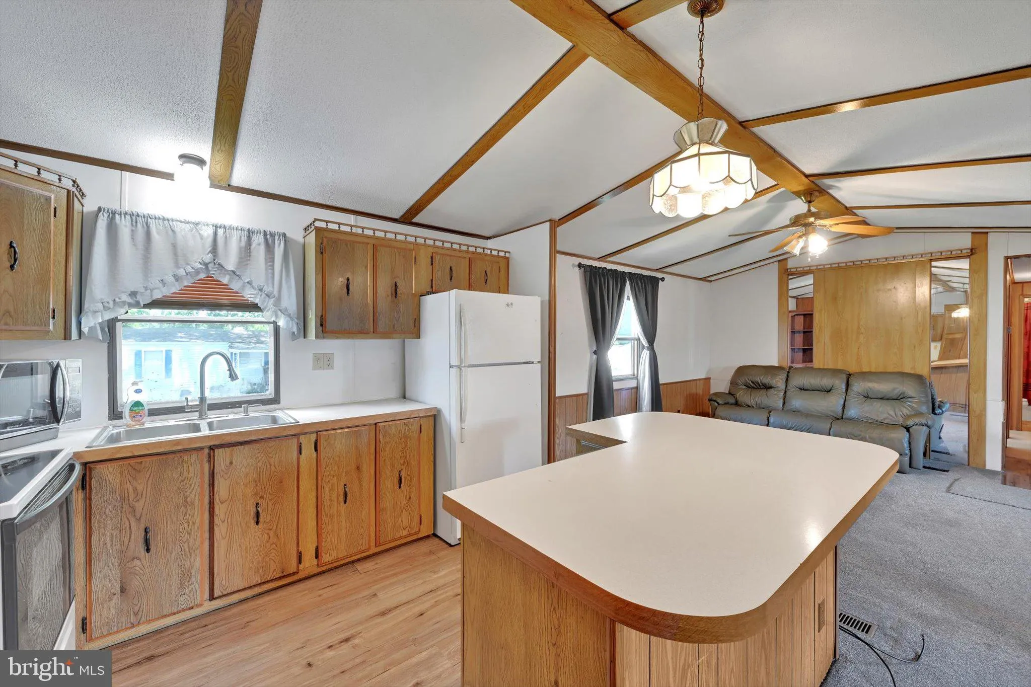 Lititz, Pennsylvania 17543, United States, 3 Bedrooms Bedrooms, ,2 BathroomsBathrooms,Residential,Contingent,155901