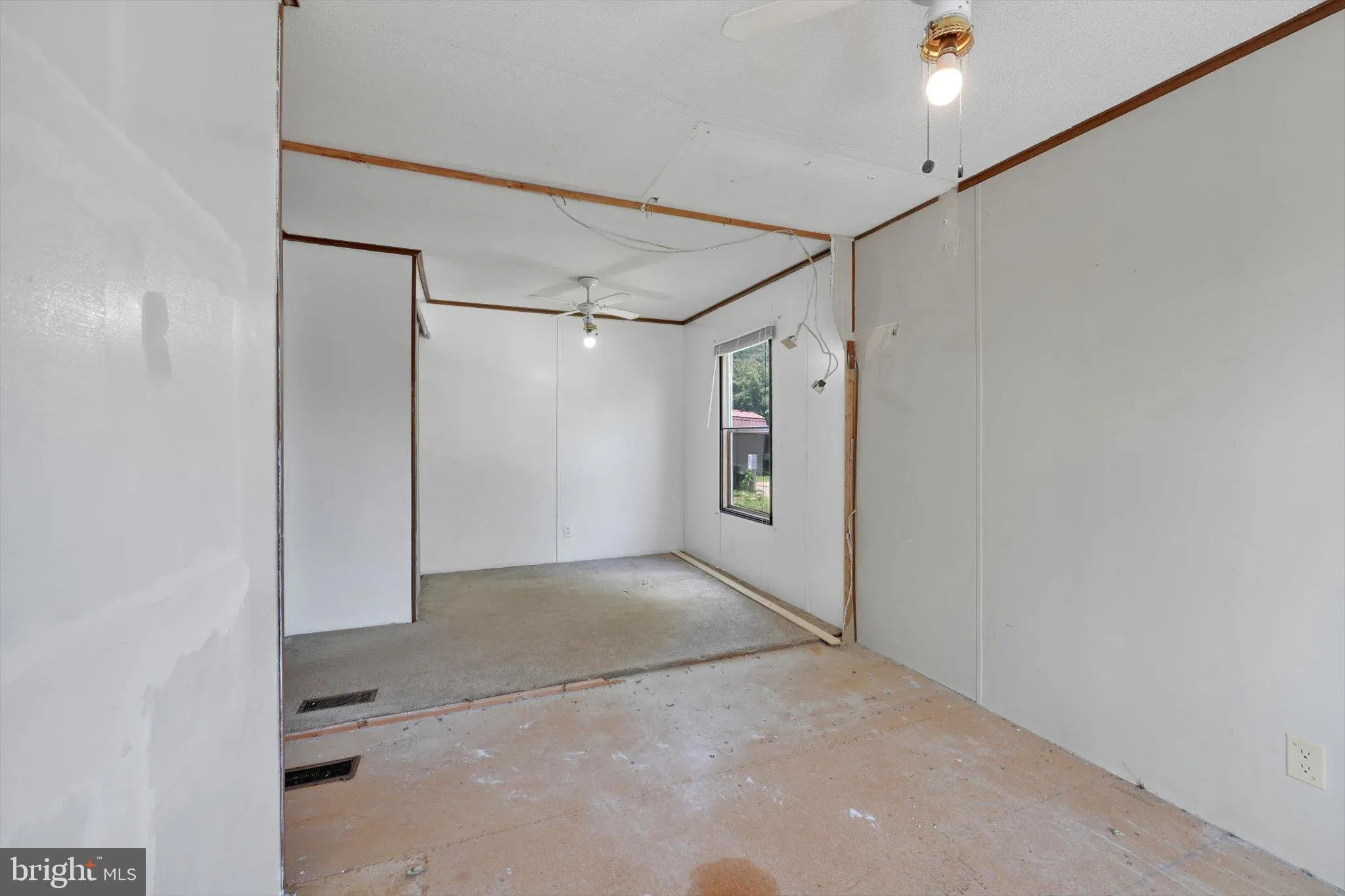 Lititz, Pennsylvania 17543, United States, 3 Bedrooms Bedrooms, ,2 BathroomsBathrooms,Residential,Contingent,155901