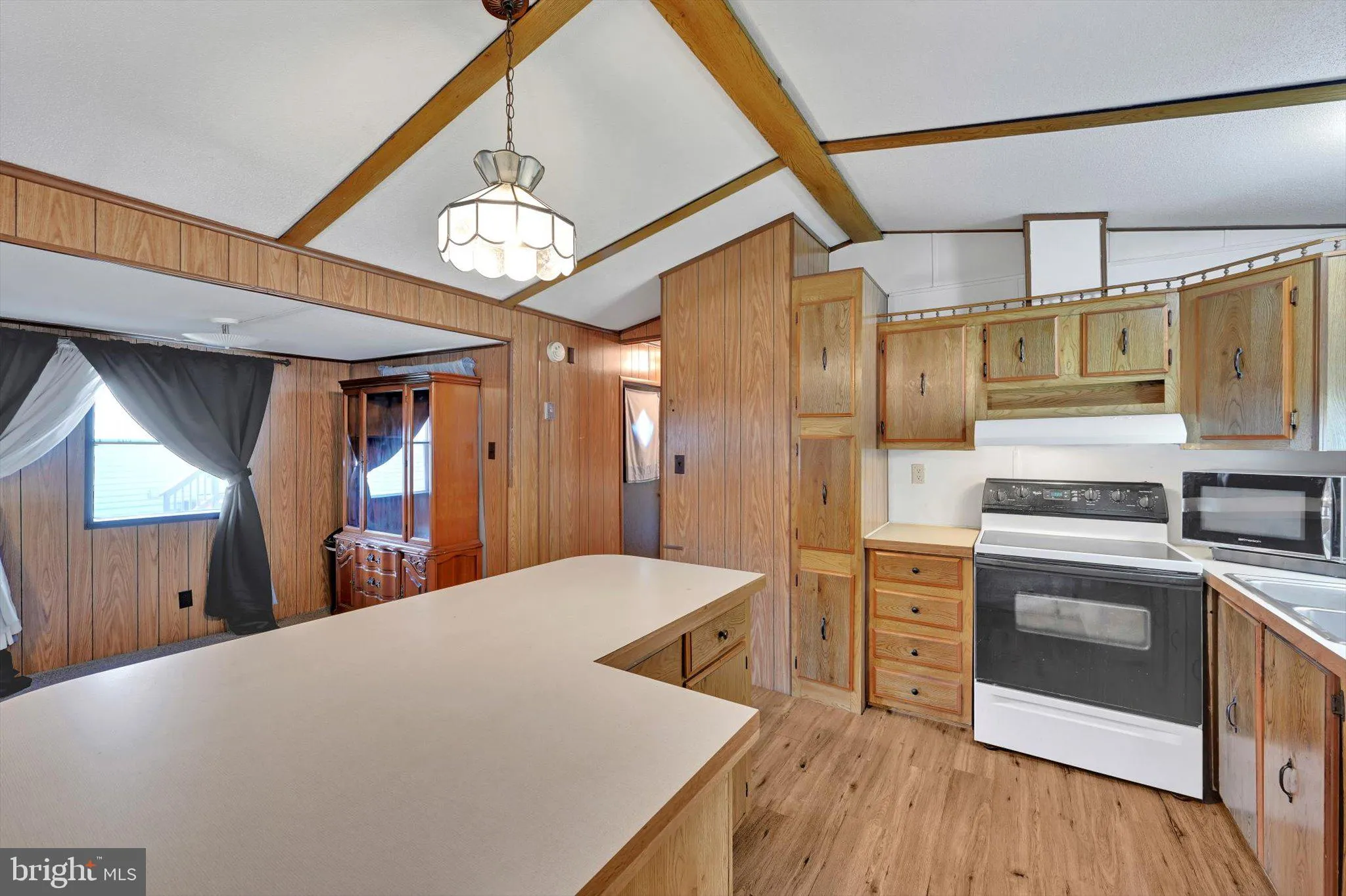 Lititz, Pennsylvania 17543, United States, 3 Bedrooms Bedrooms, ,2 BathroomsBathrooms,Residential,Contingent,155901