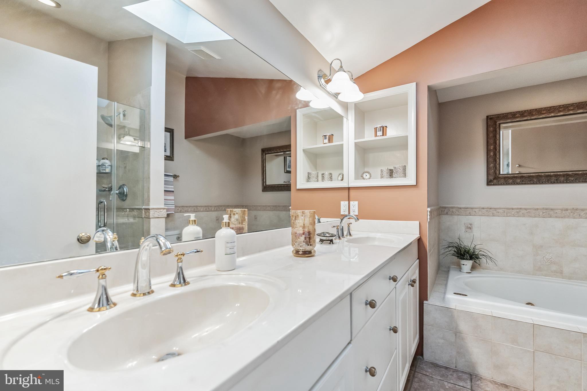 GAYFIELDS - Residential