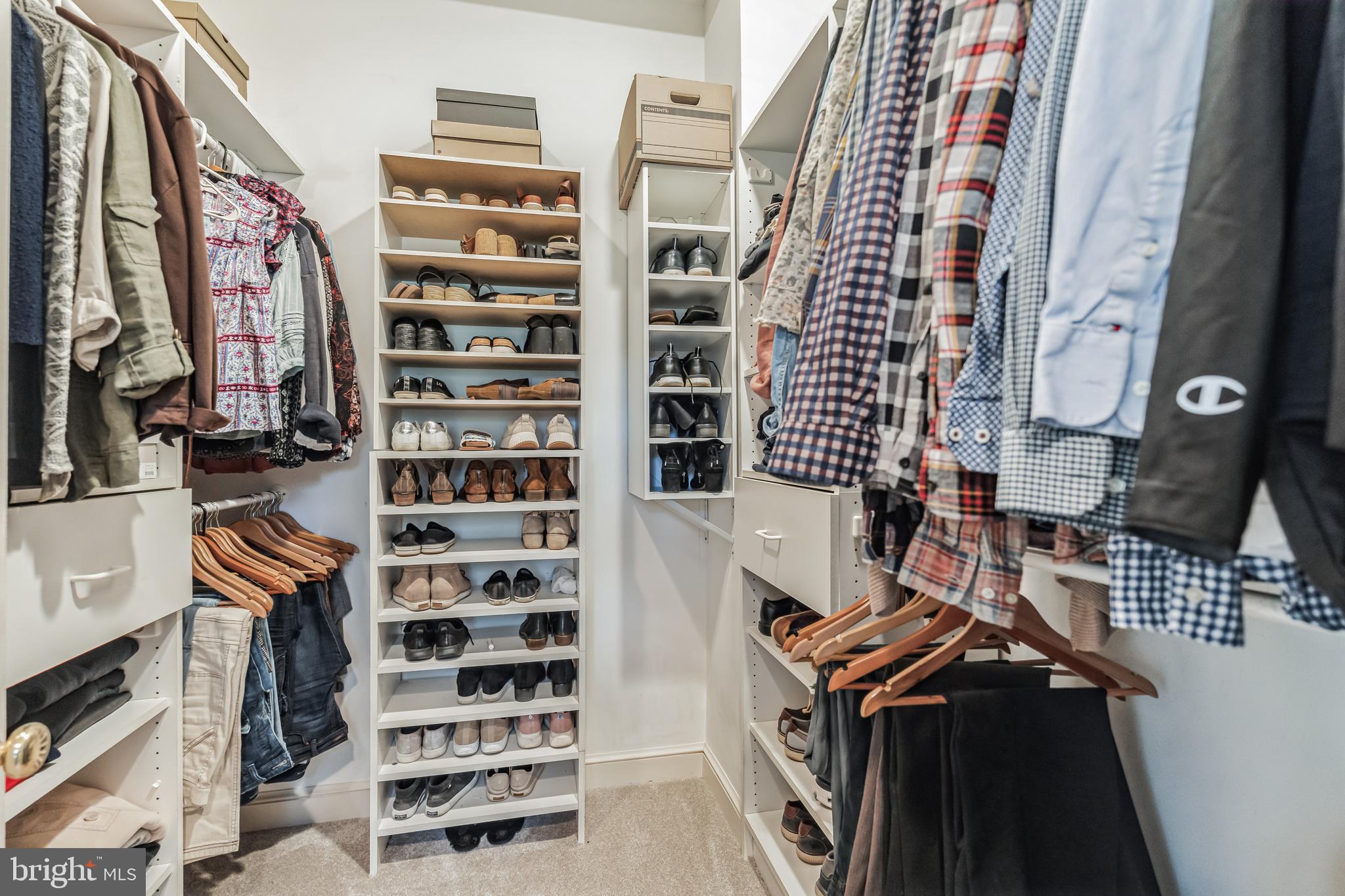 GAYFIELDS - Residential