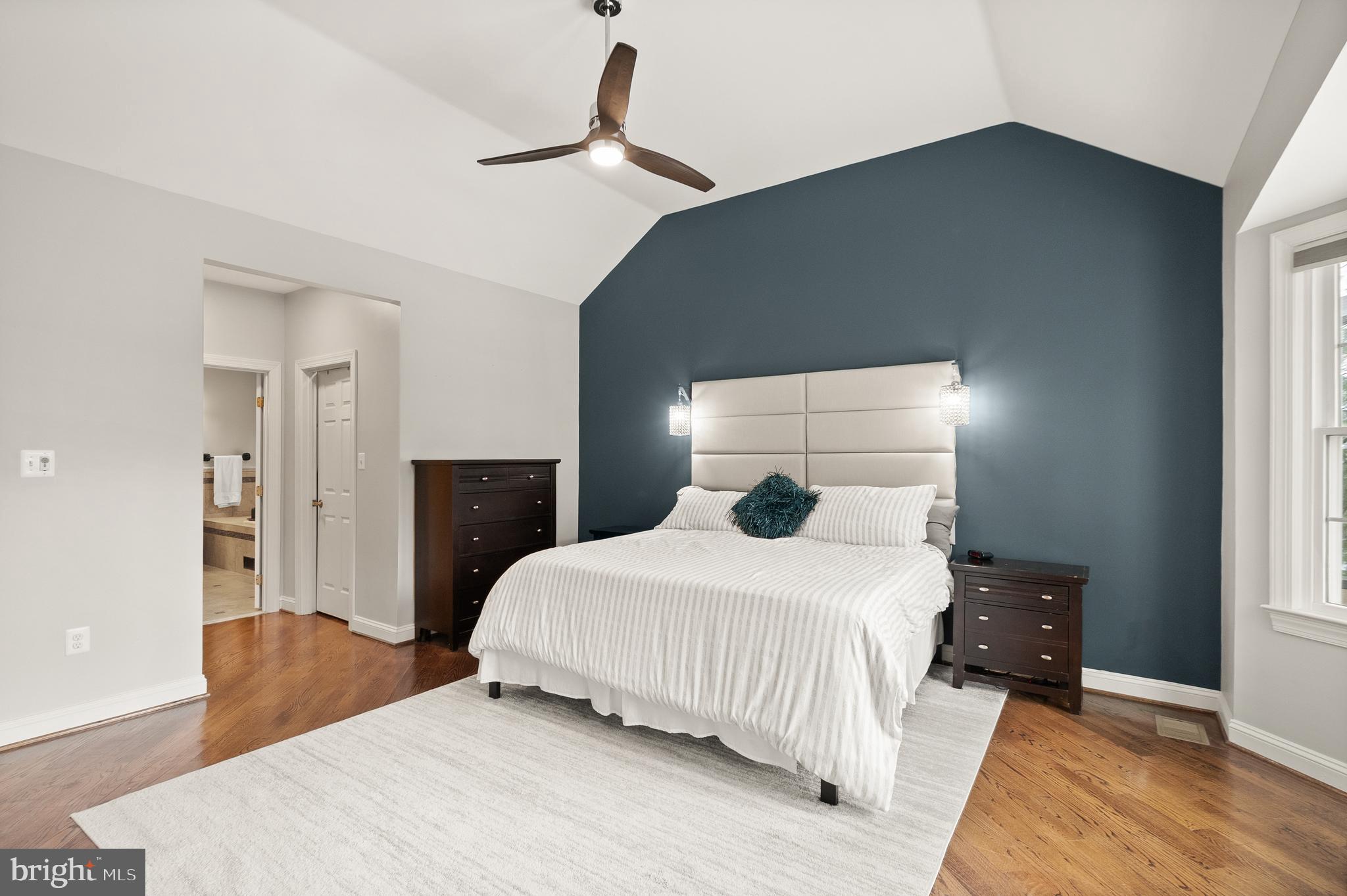 RESTON - Residential