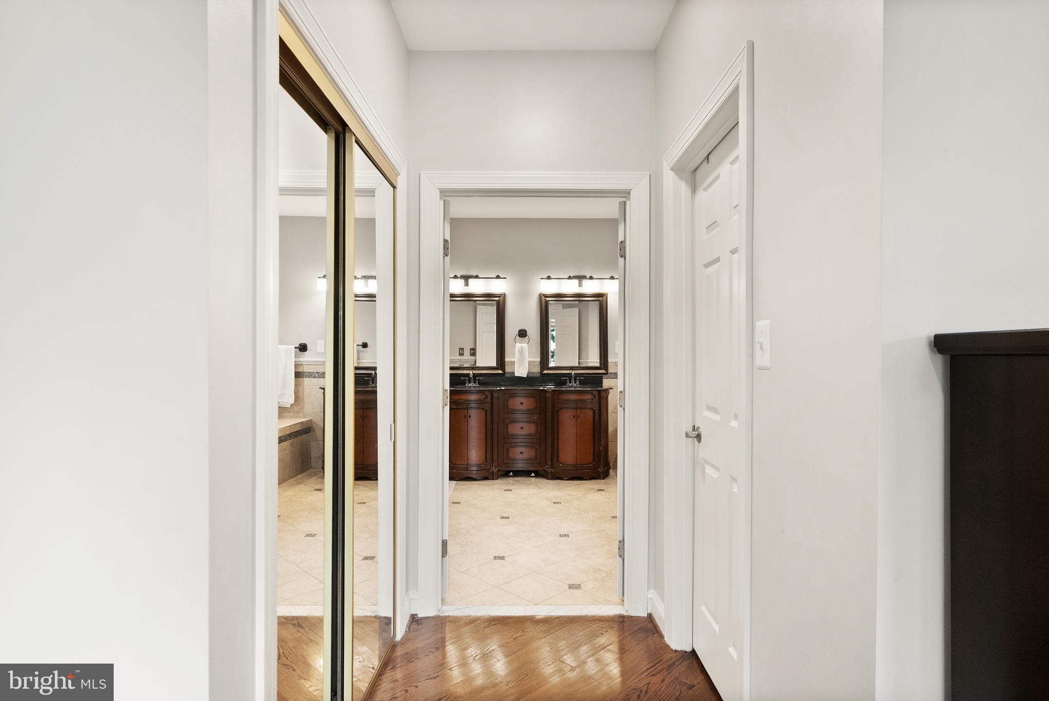 RESTON - Residential