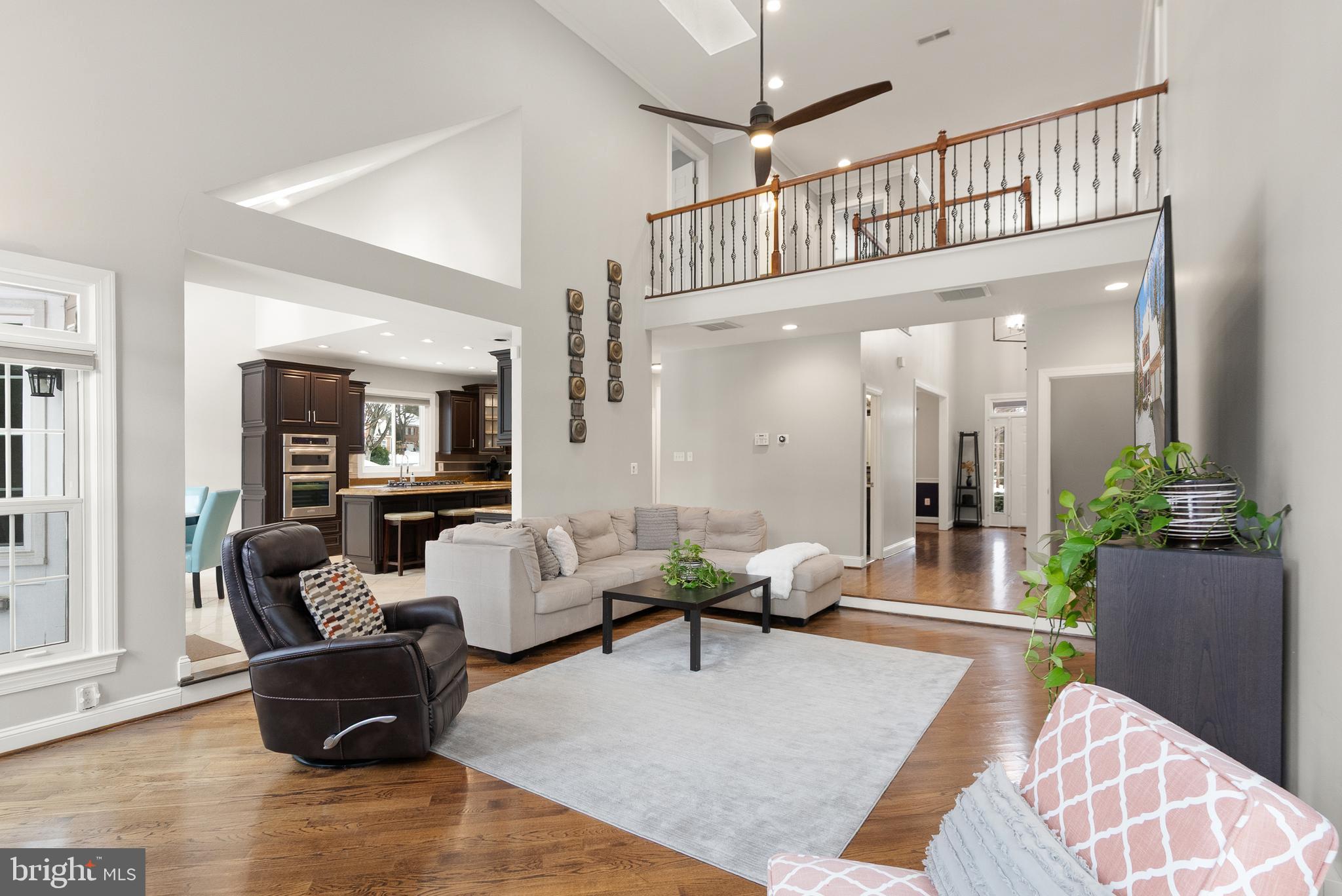 RESTON - Residential