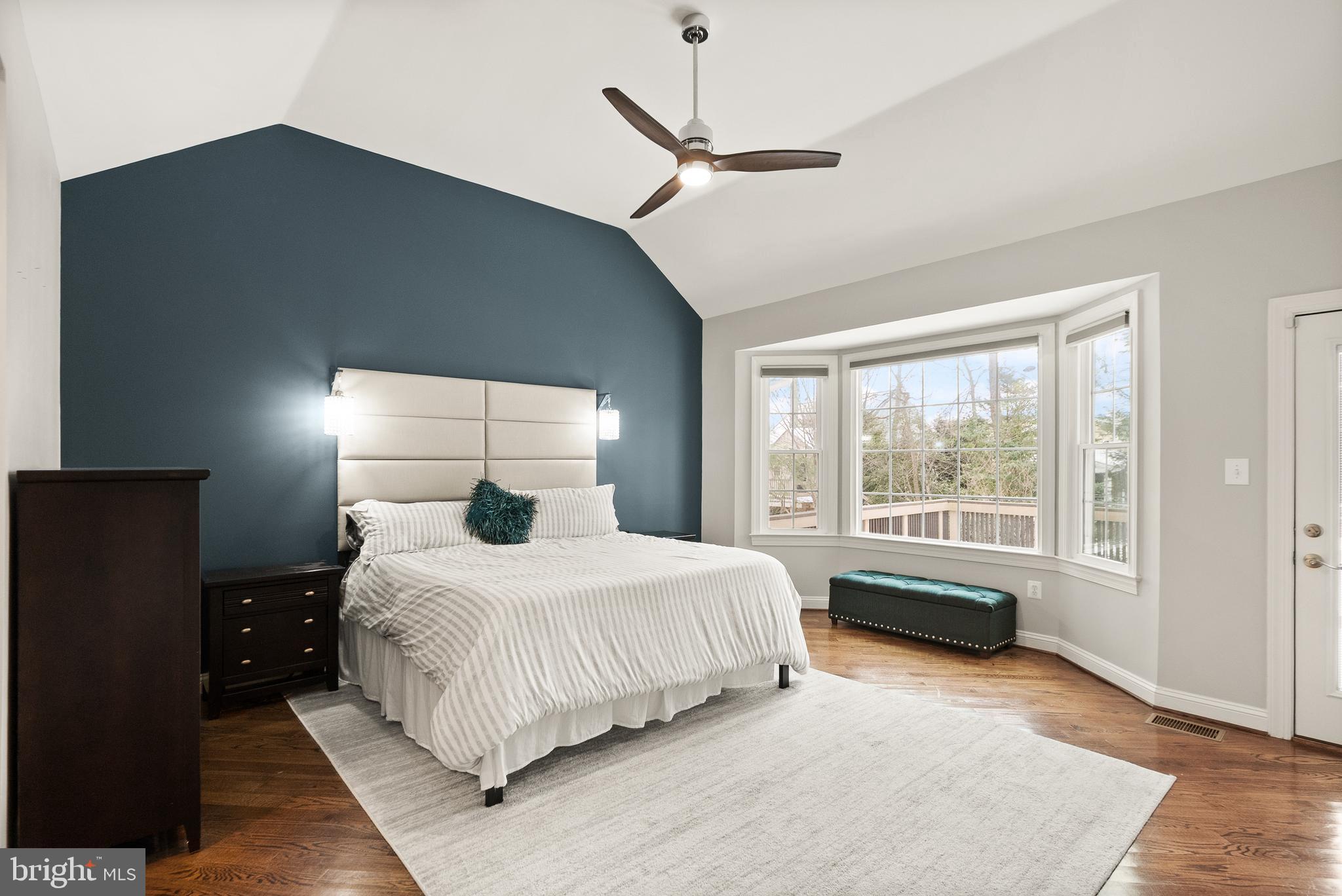 RESTON - Residential