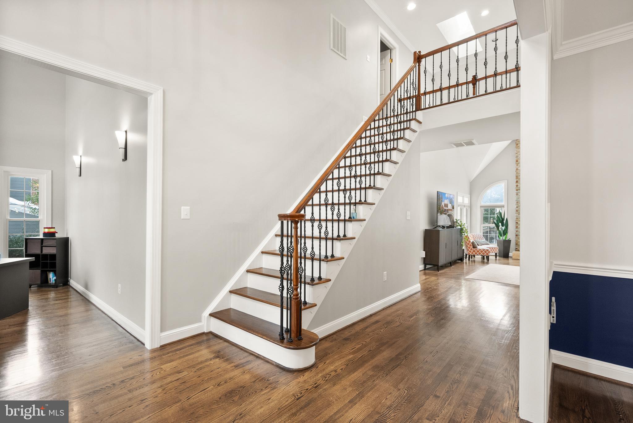 RESTON - Residential