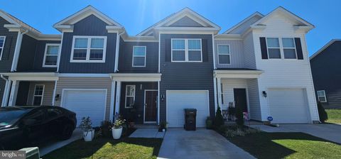 Townhouse For Sale - 173 Baker Drive<br/> LURAY, VA 22835