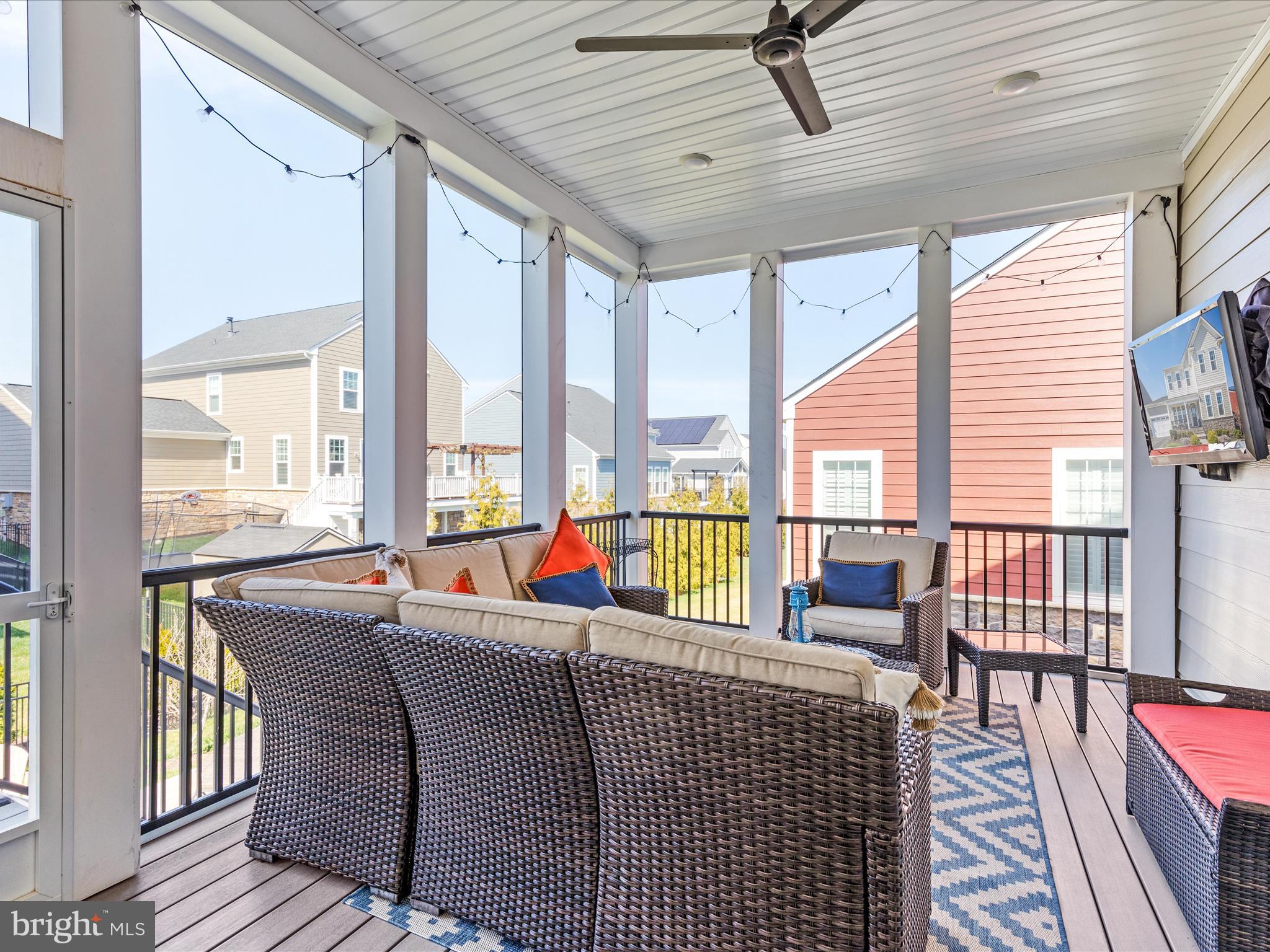 MEADOW BROOK FARM - Residential