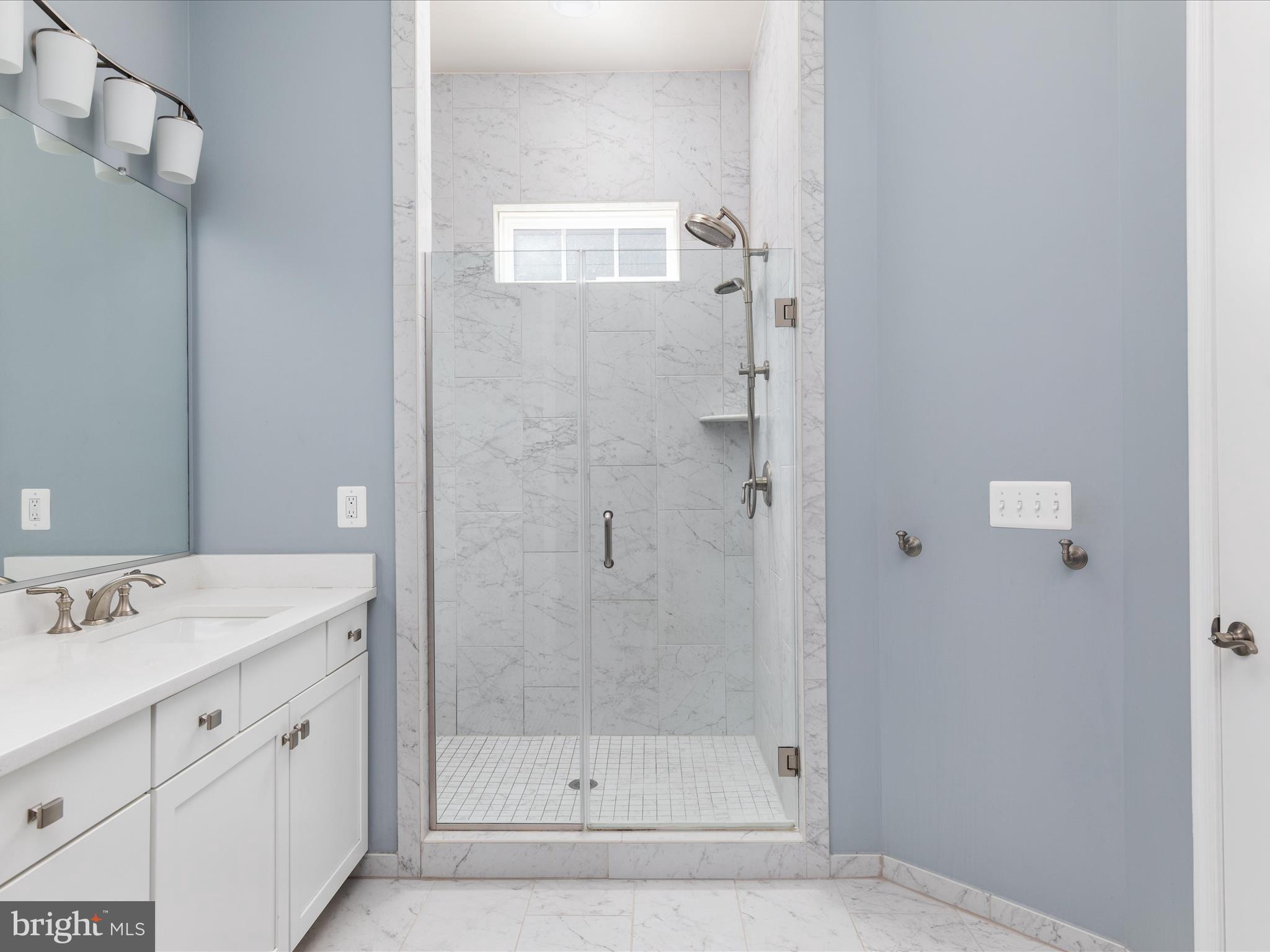 MEADOW BROOK FARM - Residential