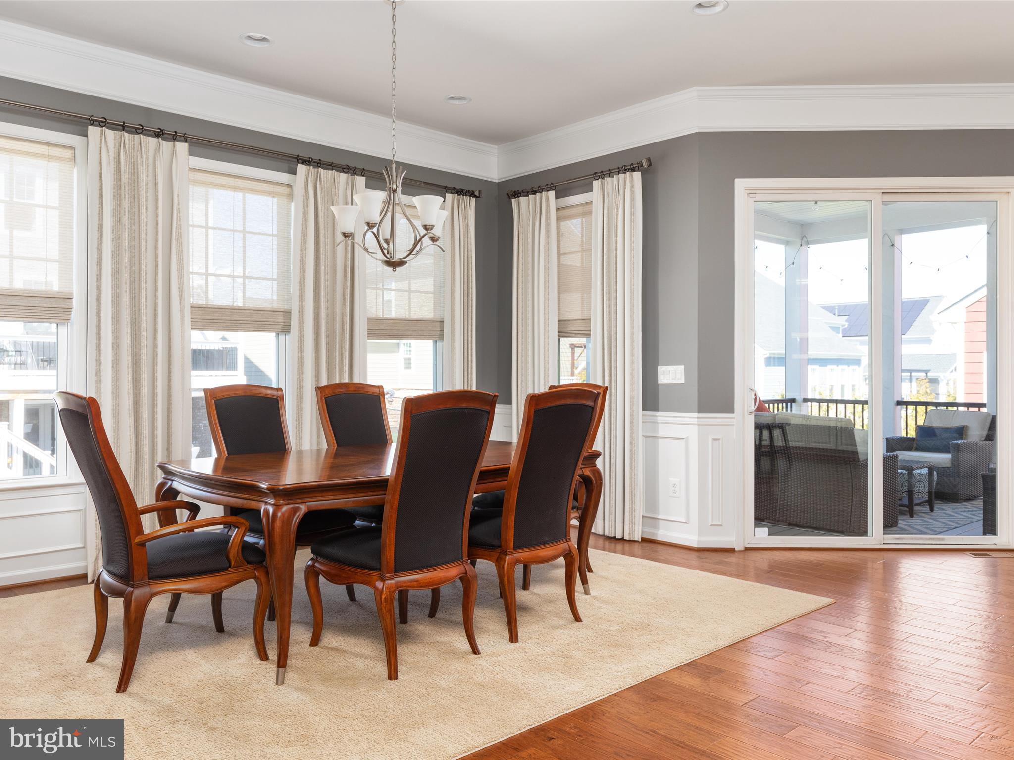 MEADOW BROOK FARM - Residential