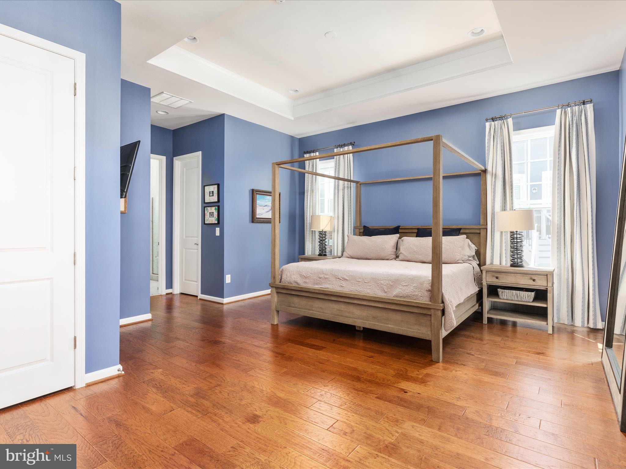 MEADOW BROOK FARM - Residential