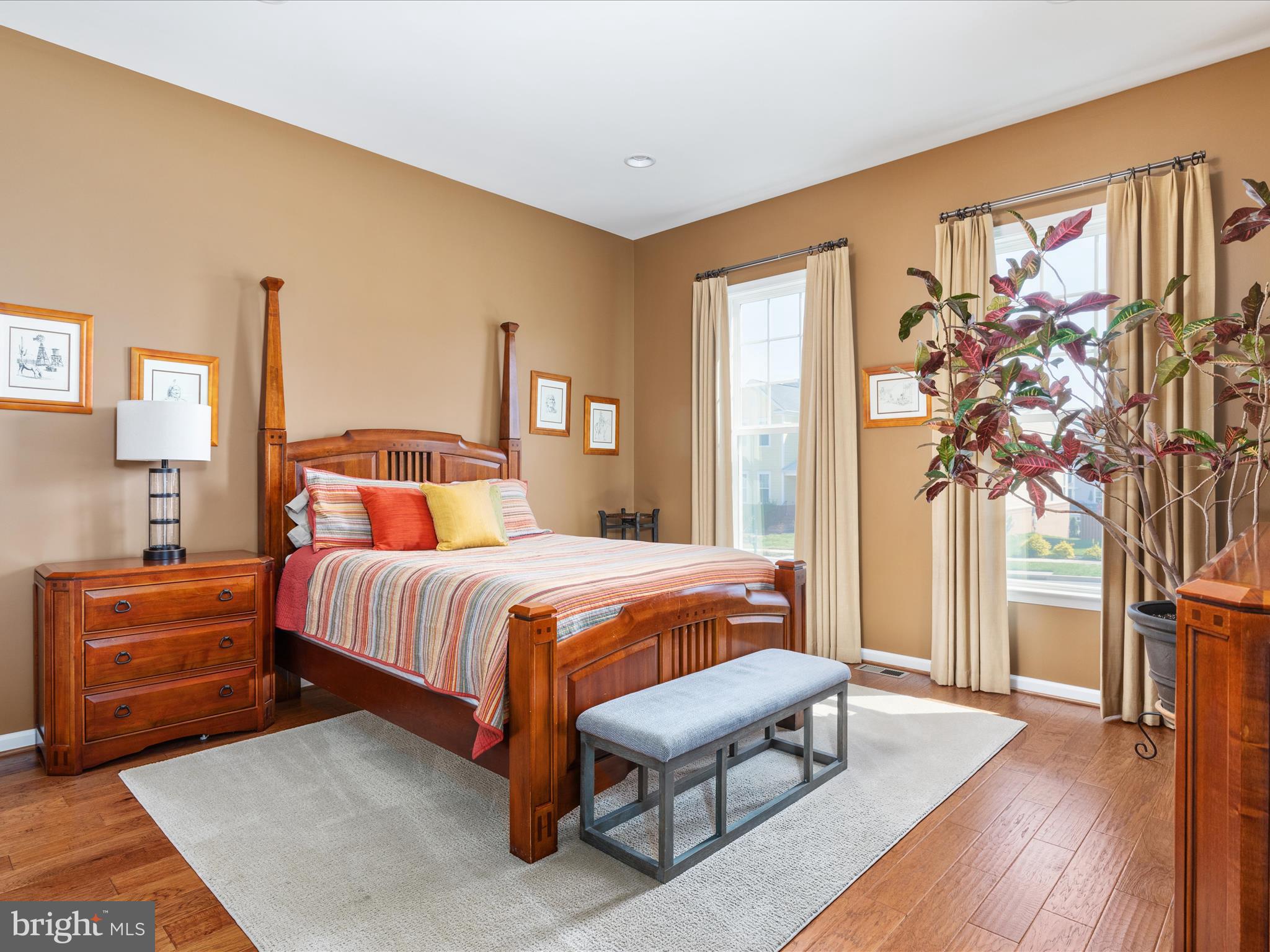 MEADOW BROOK FARM - Residential